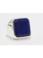 Ring with Lapis lazuli