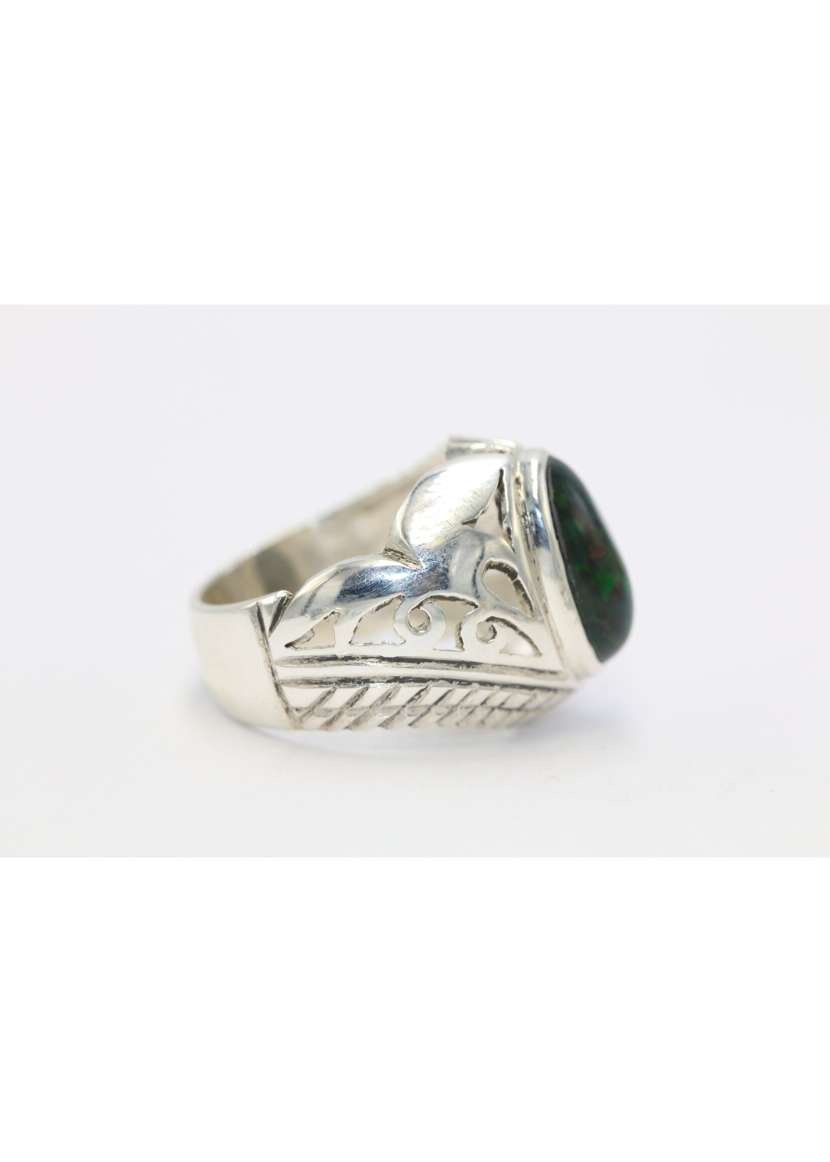 Bague en argent 925 sertie d'opale noire naturelle