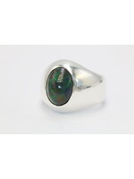 Ring with black opal