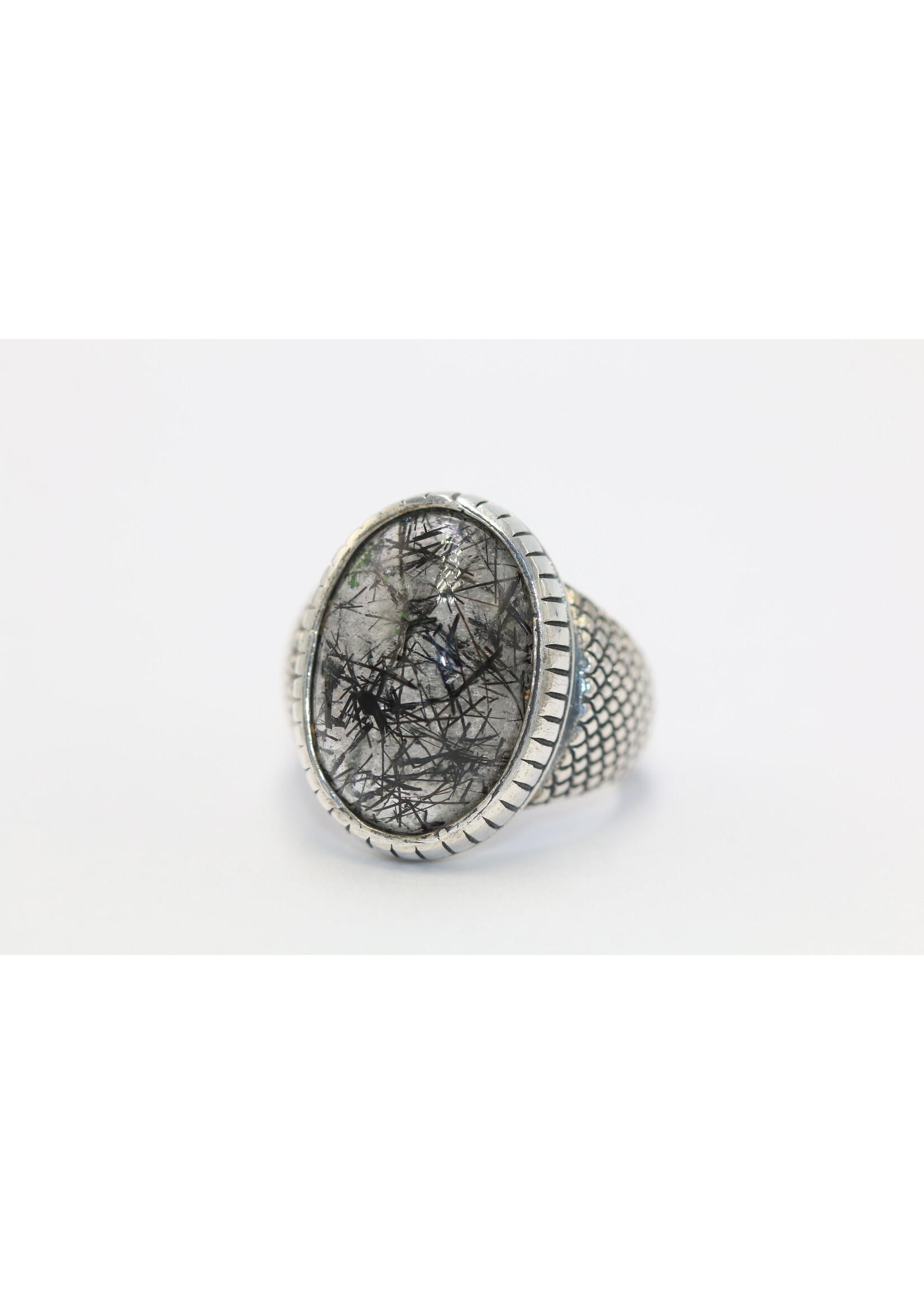 Bague en argent 925 sertie de quartz rutilé naturel