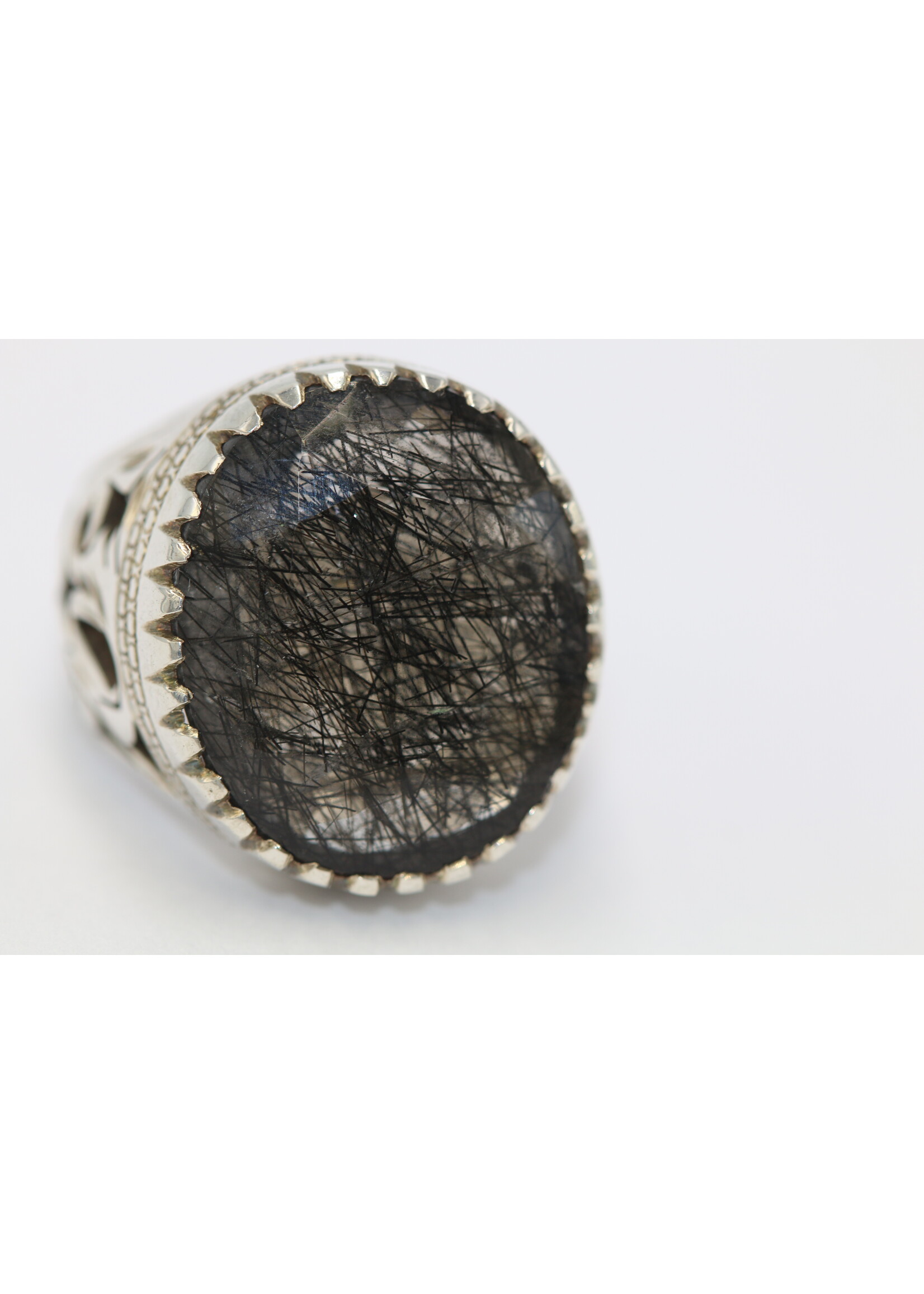 925 silver ring set with natural Rutilated Quartz