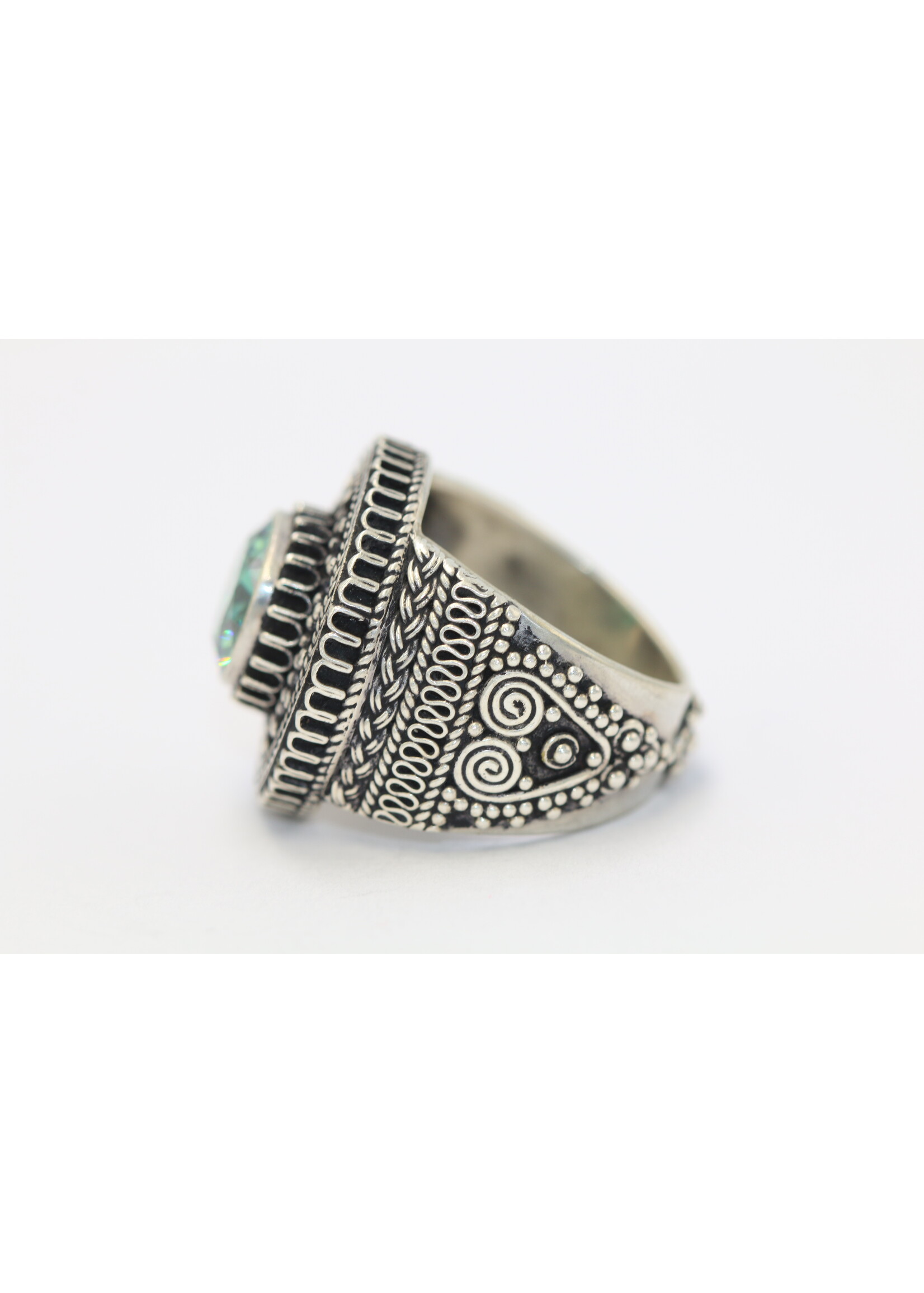 Anello in argento 925 con moissanite naturale