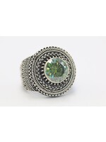 Ring with moissanite