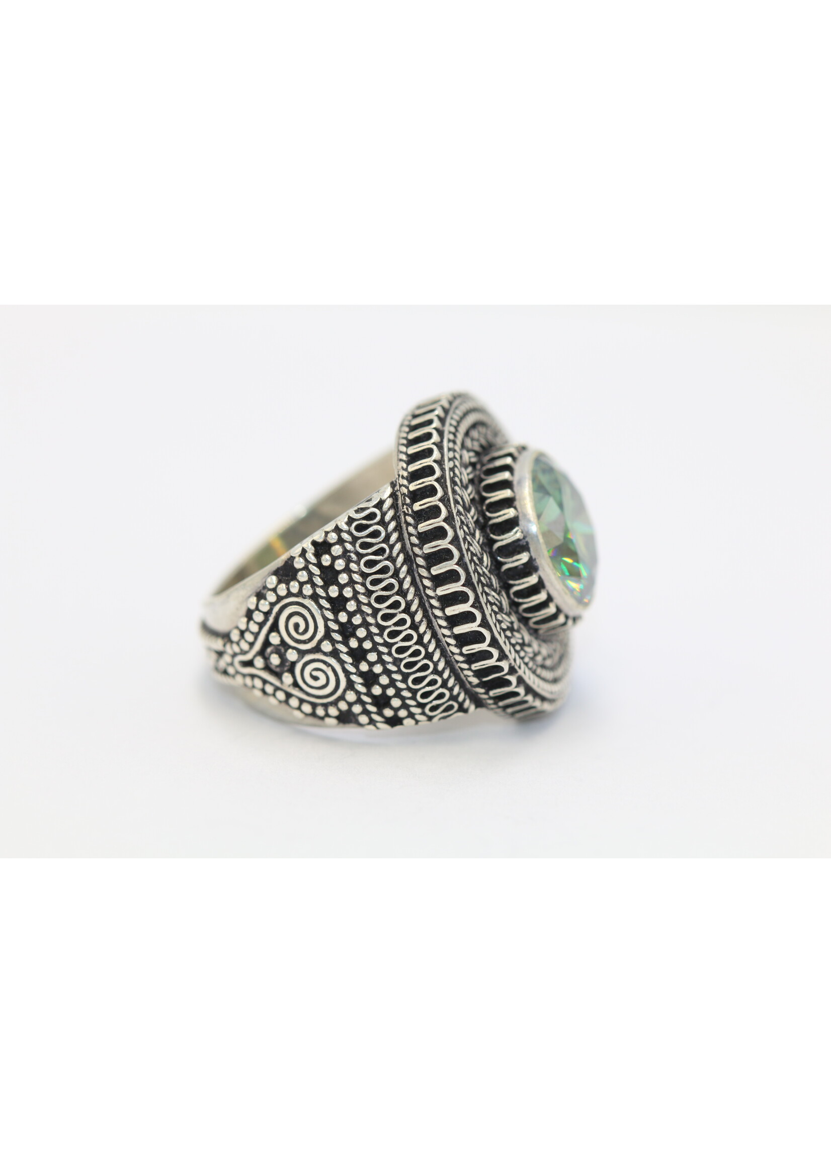 925 silver ring set with natural moissanite