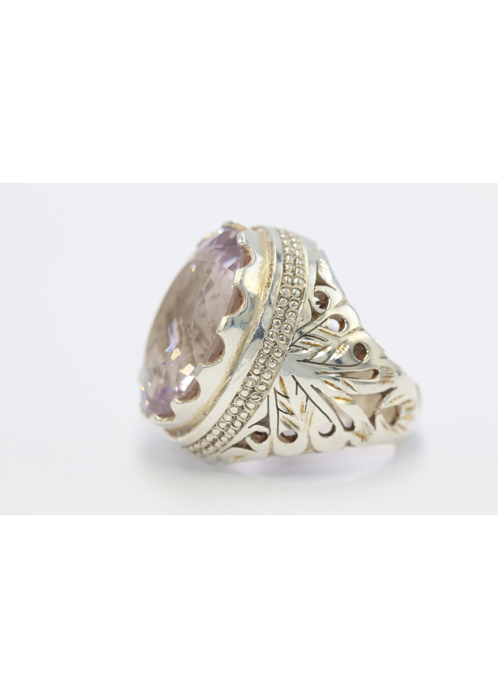 925 zilver ring bezet met natuurlijke Amethist