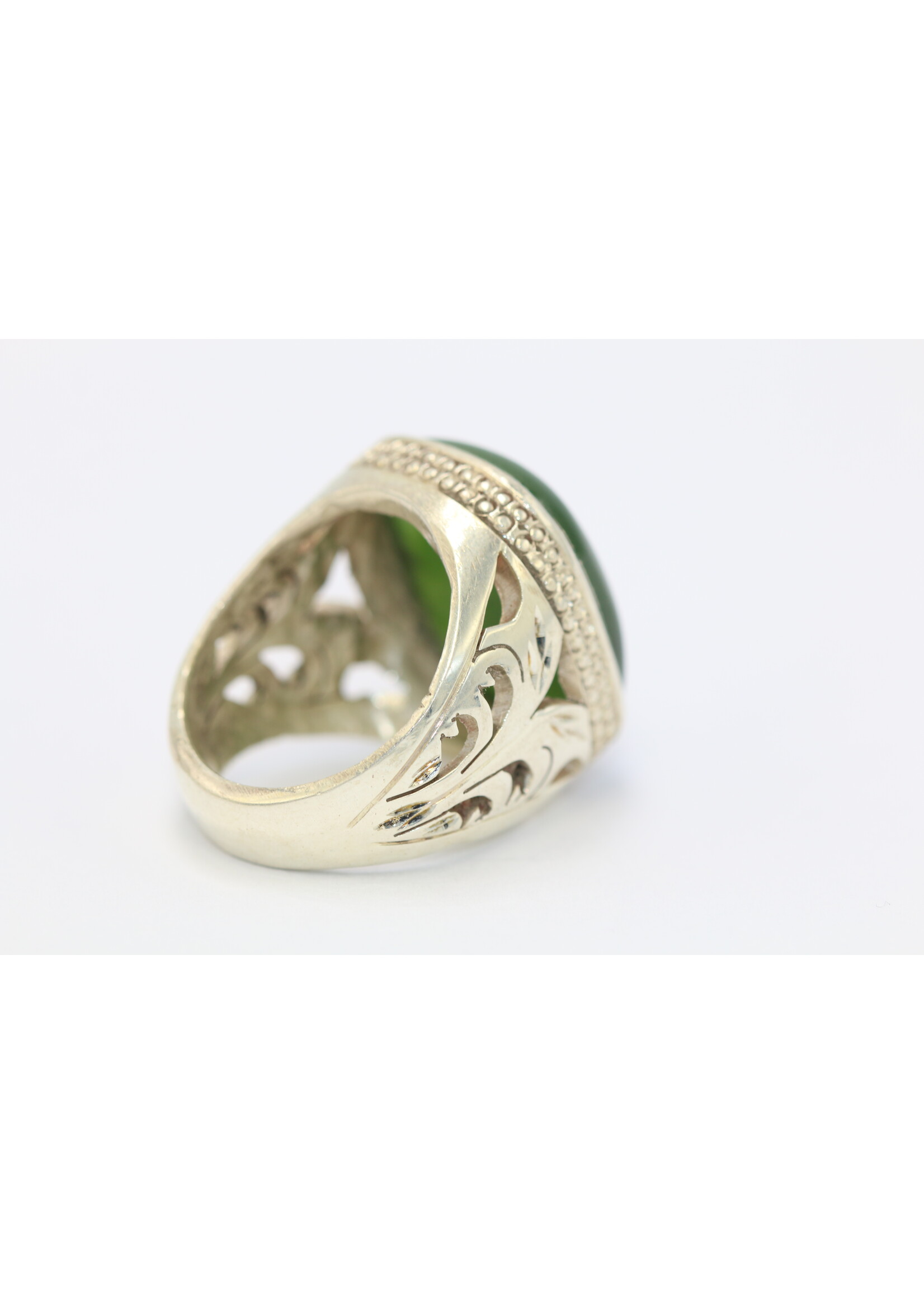 Anello in argento 925 con giada naturale