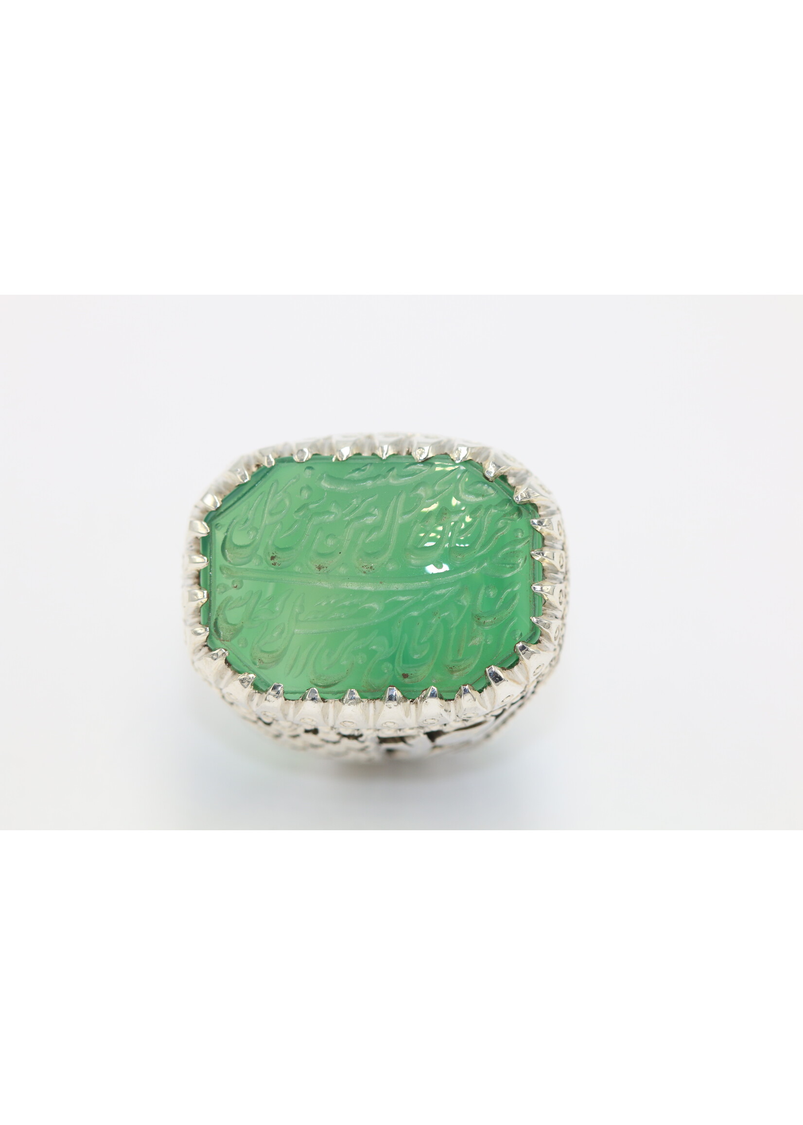 Bague en argent 925 sertie de cornaline verte naturelle