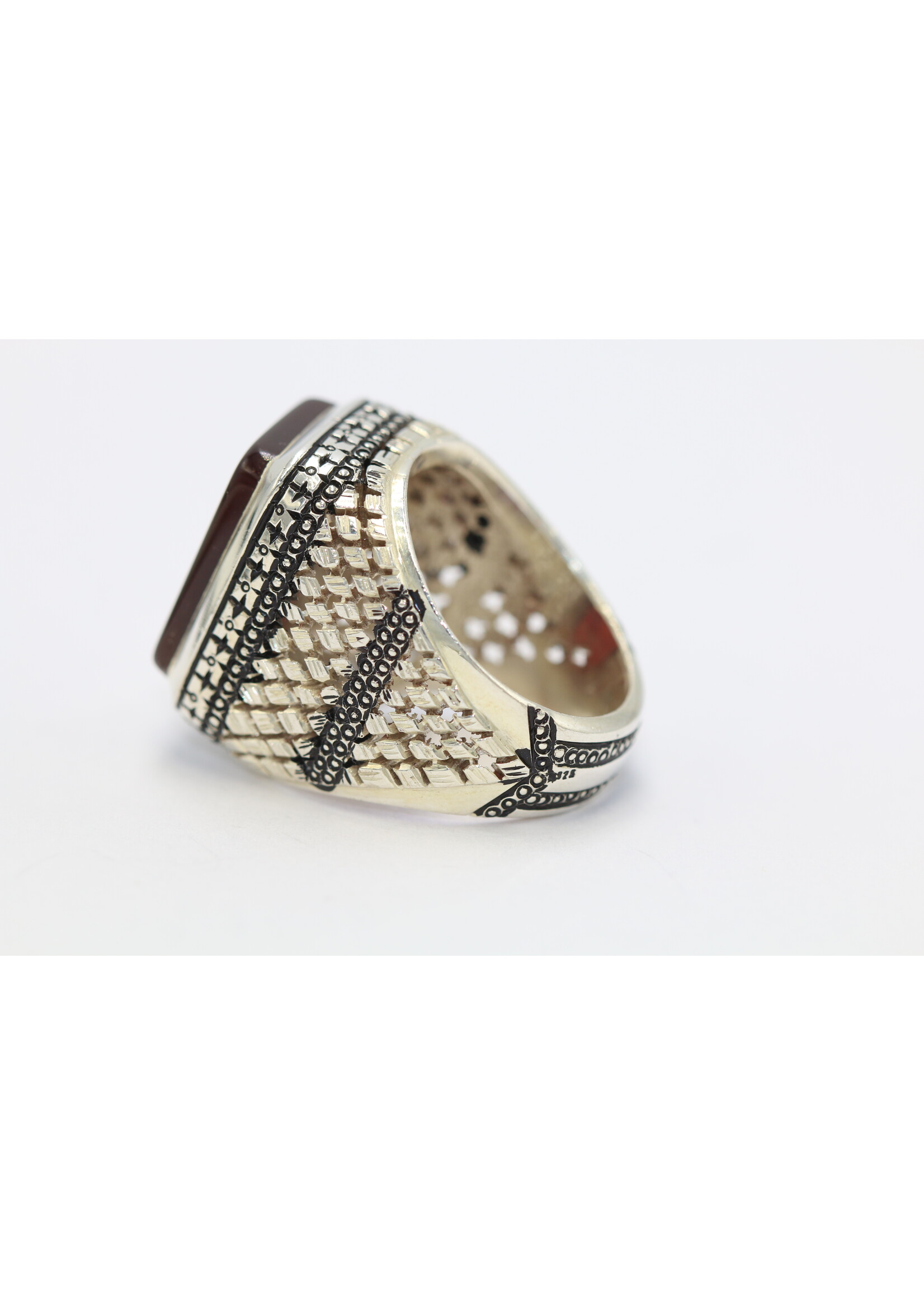 925 zilver ring bezet met natuurlijke Carneool