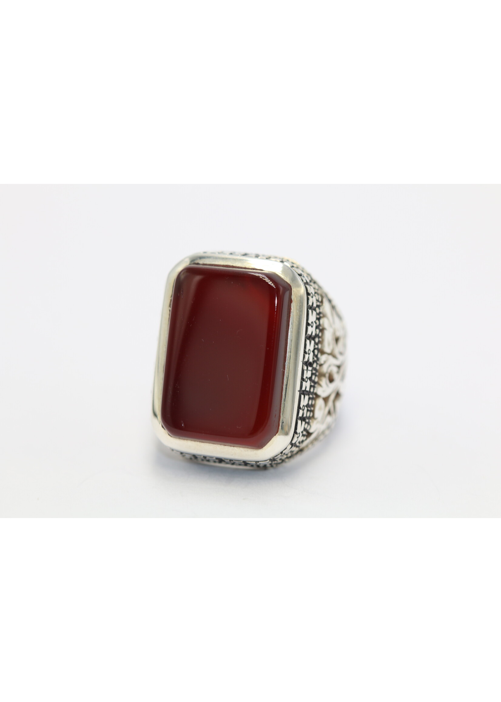 Bague en argent 925 sertie de Cornaline naturelle