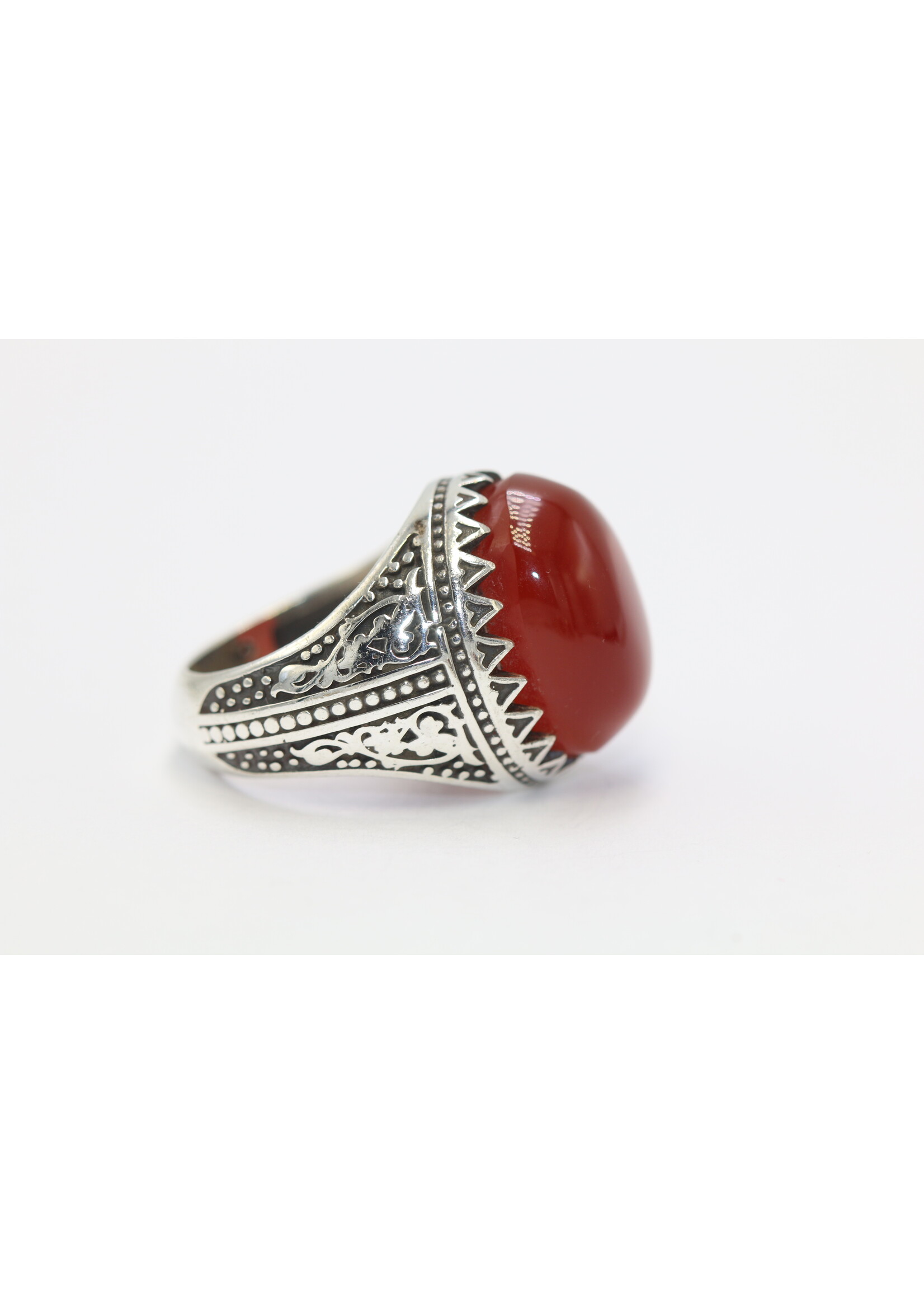 Anello in argento 925 con corniola naturale