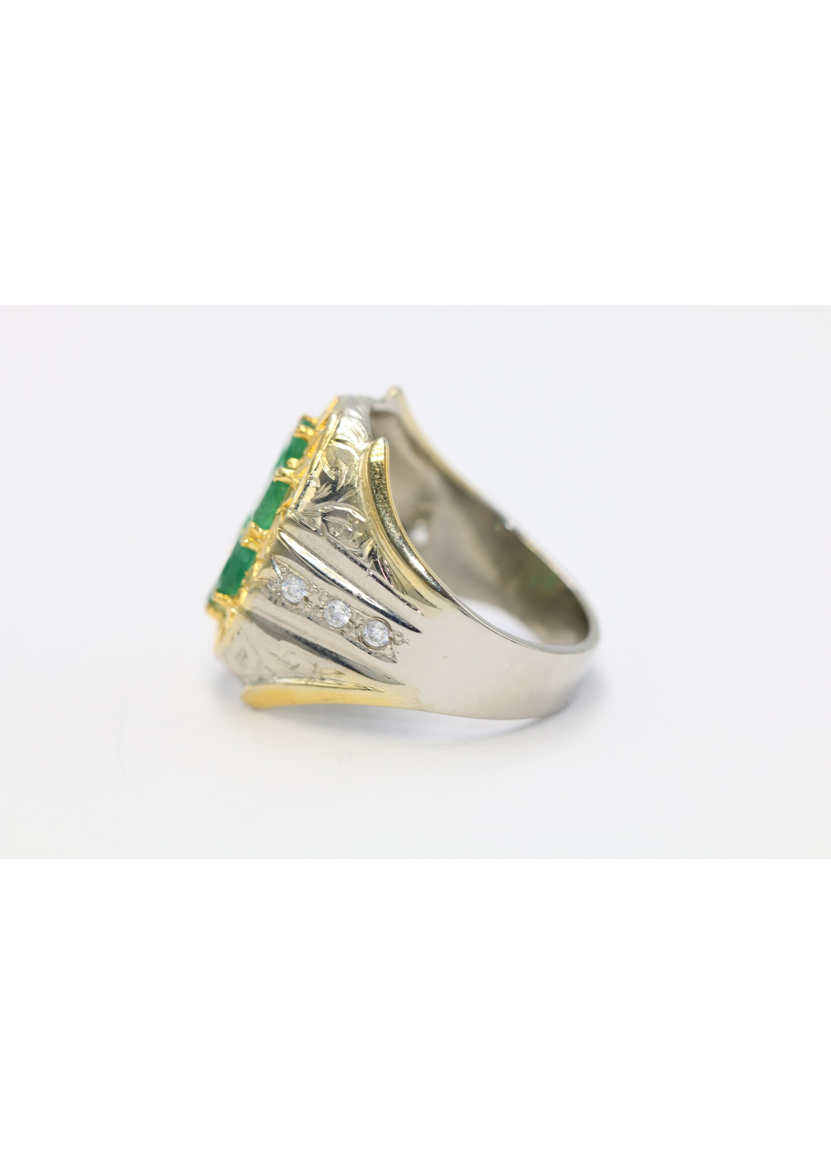 925 zilver ring bezet met natuurlijke smaragd