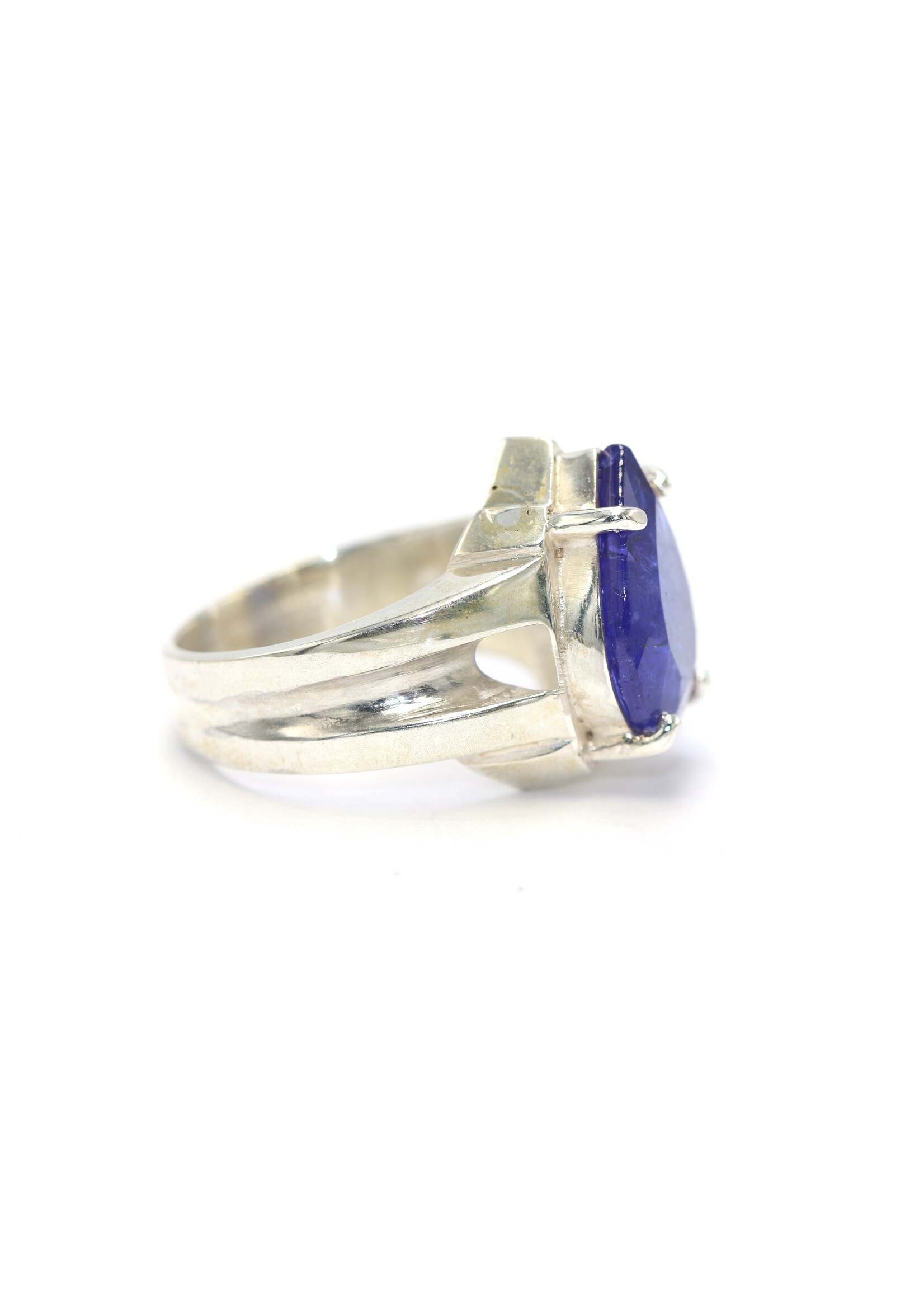 925 zilver ring bezet met natuurlijke Tanzaniet