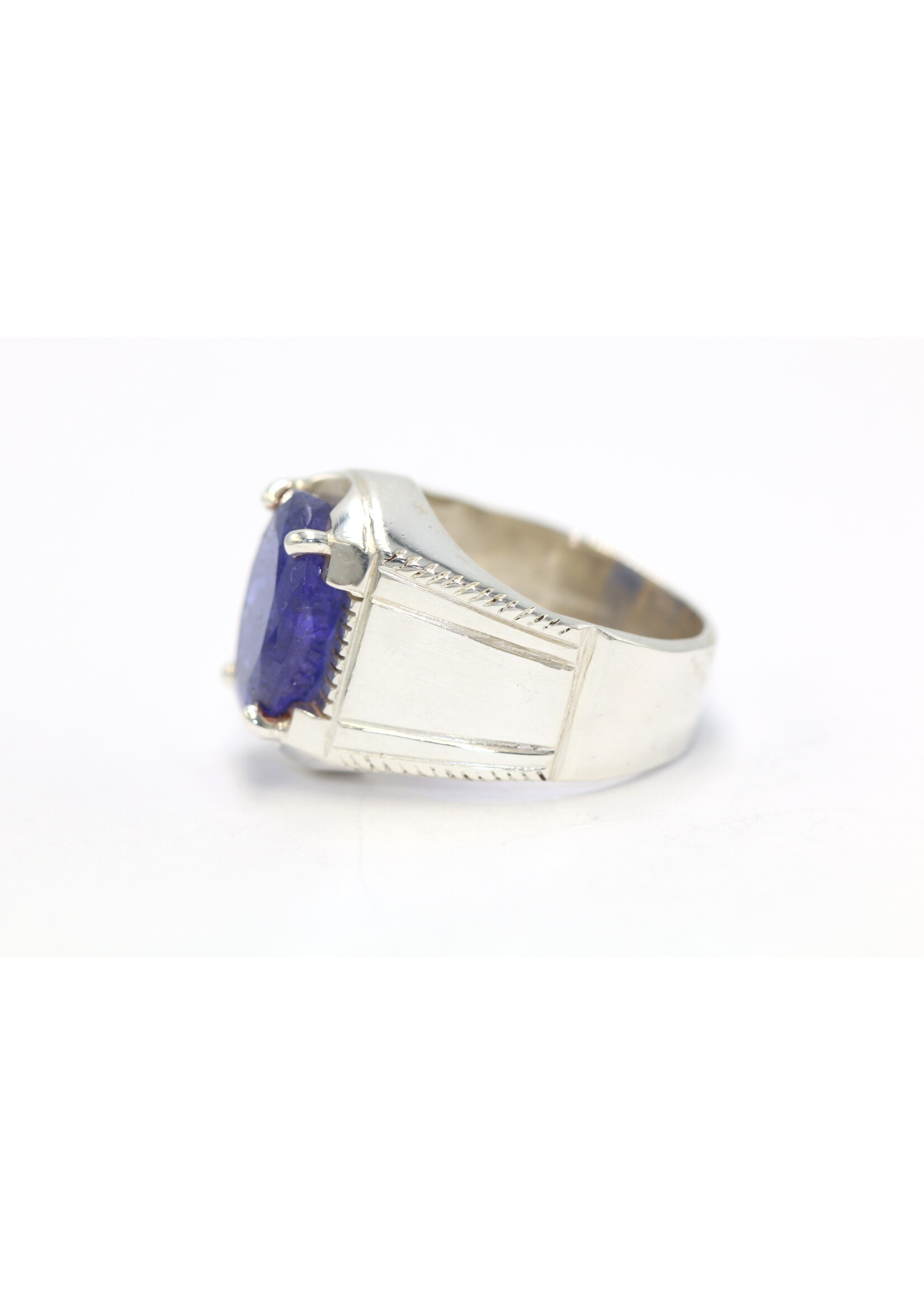 925 zilver ring bezet met natuurlijke Tanzaniet