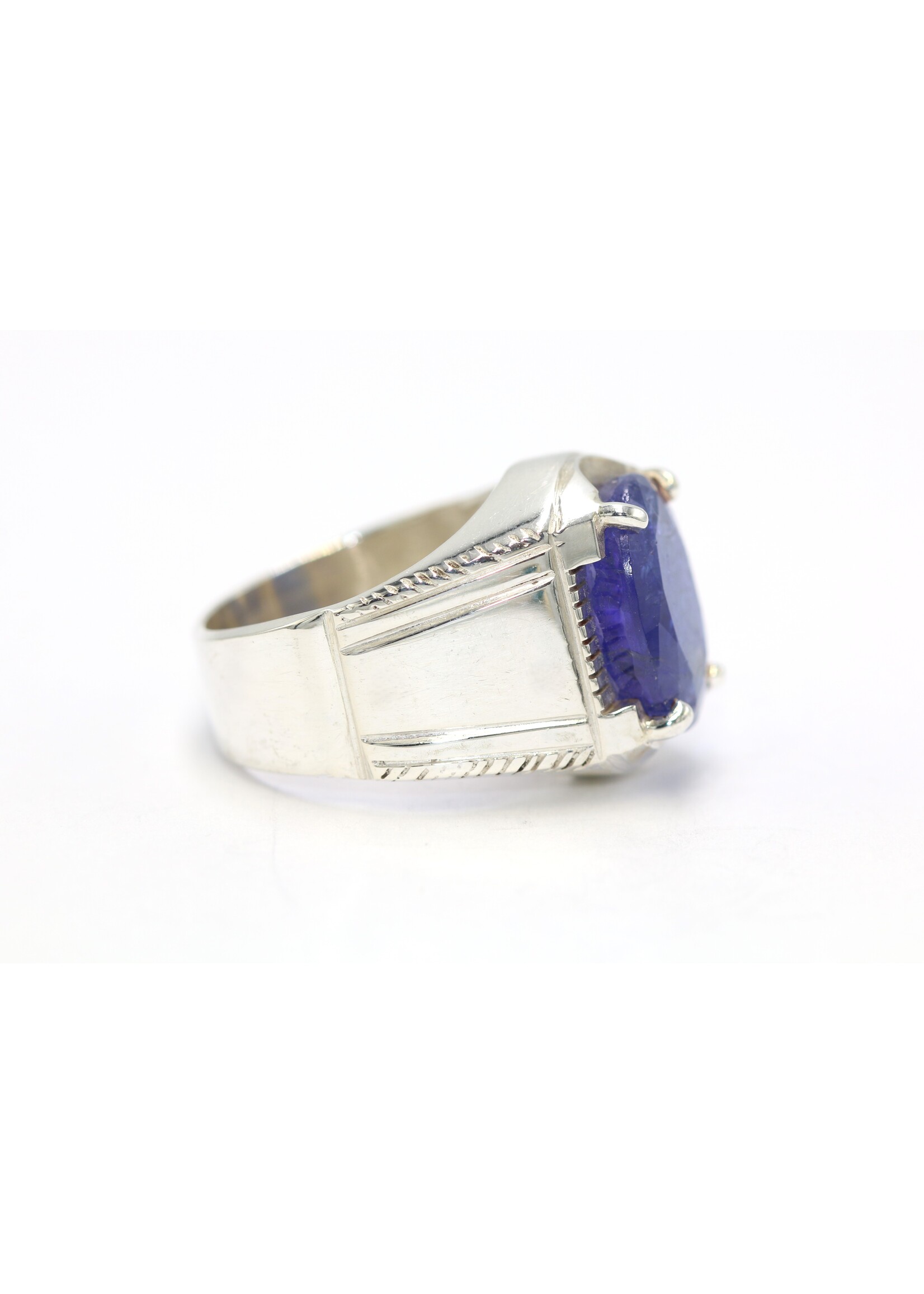 925 zilver ring bezet met natuurlijke Tanzaniet