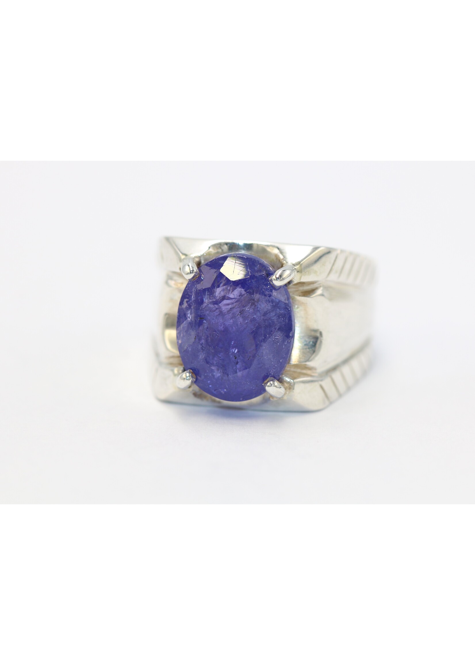 925 zilver ring bezet met natuurlijke Tanzaniet