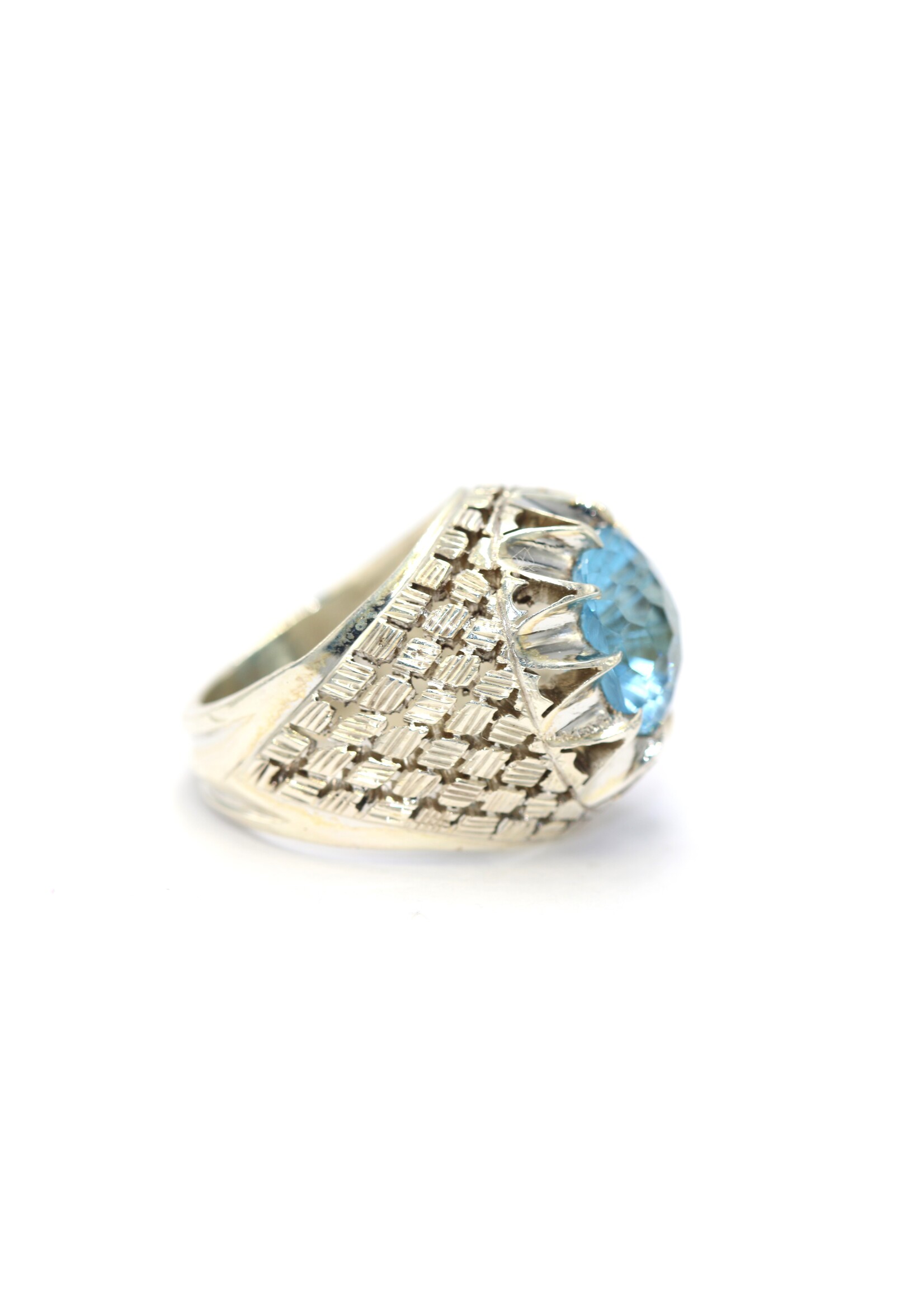 925 silver ring set with natural Topaz