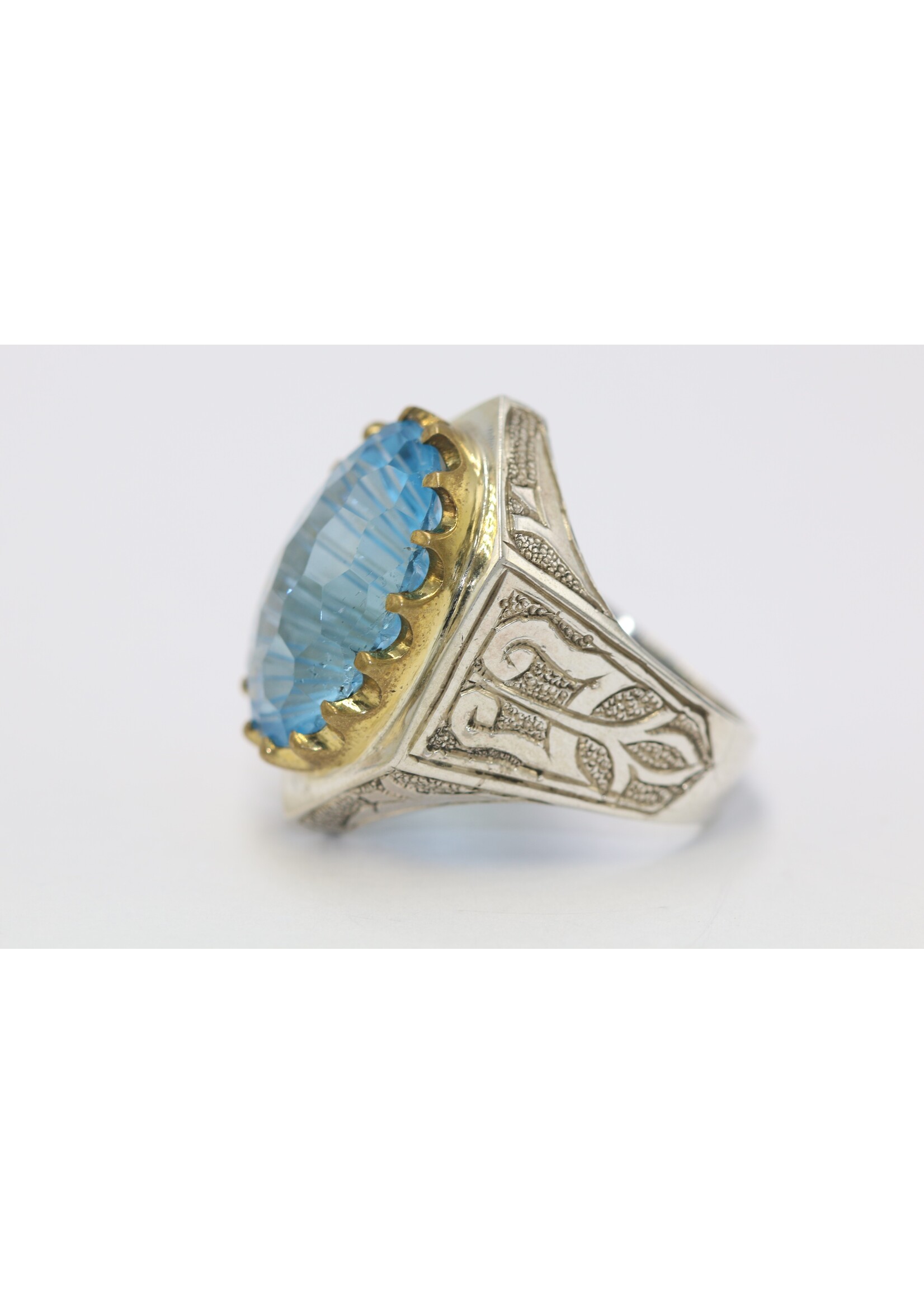 Anello in argento 925 con topazio naturale