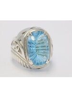 Ring with Topaz