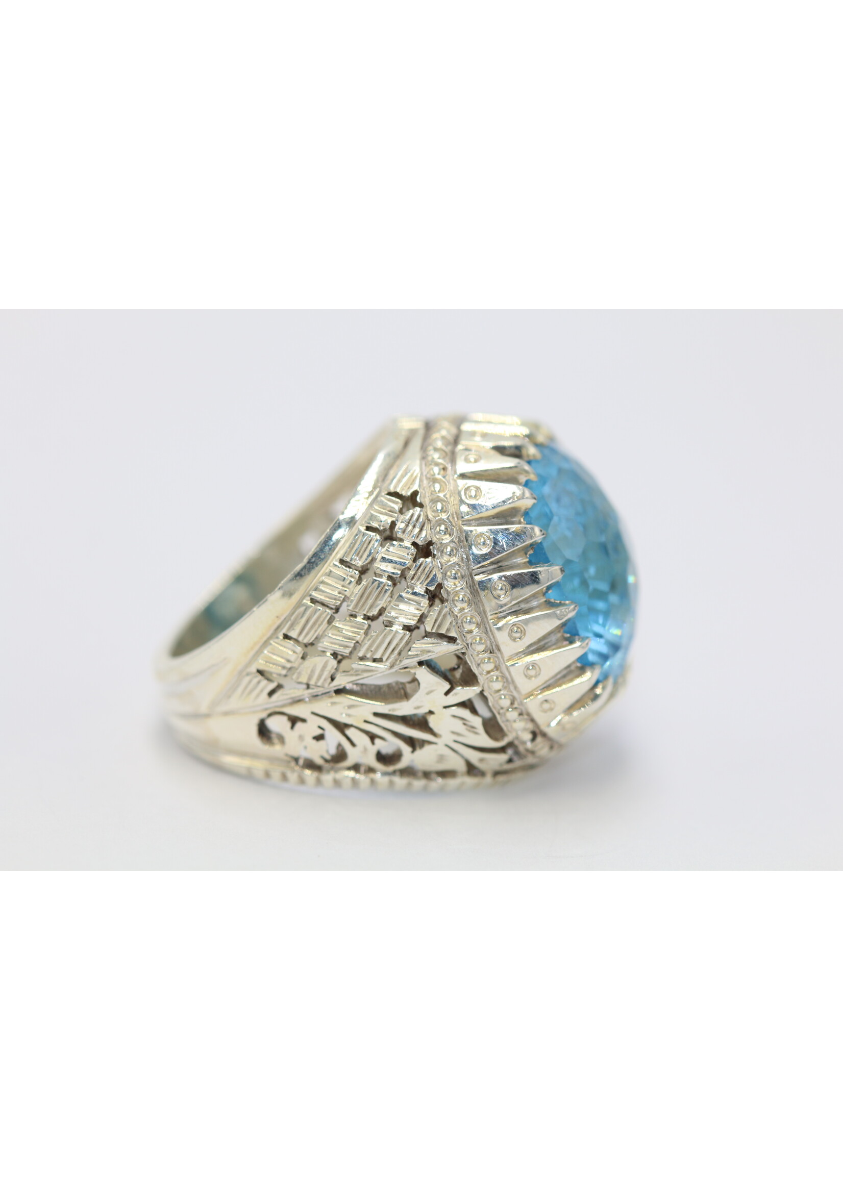 925 zilver ring bezet met natuurlijke Topaas