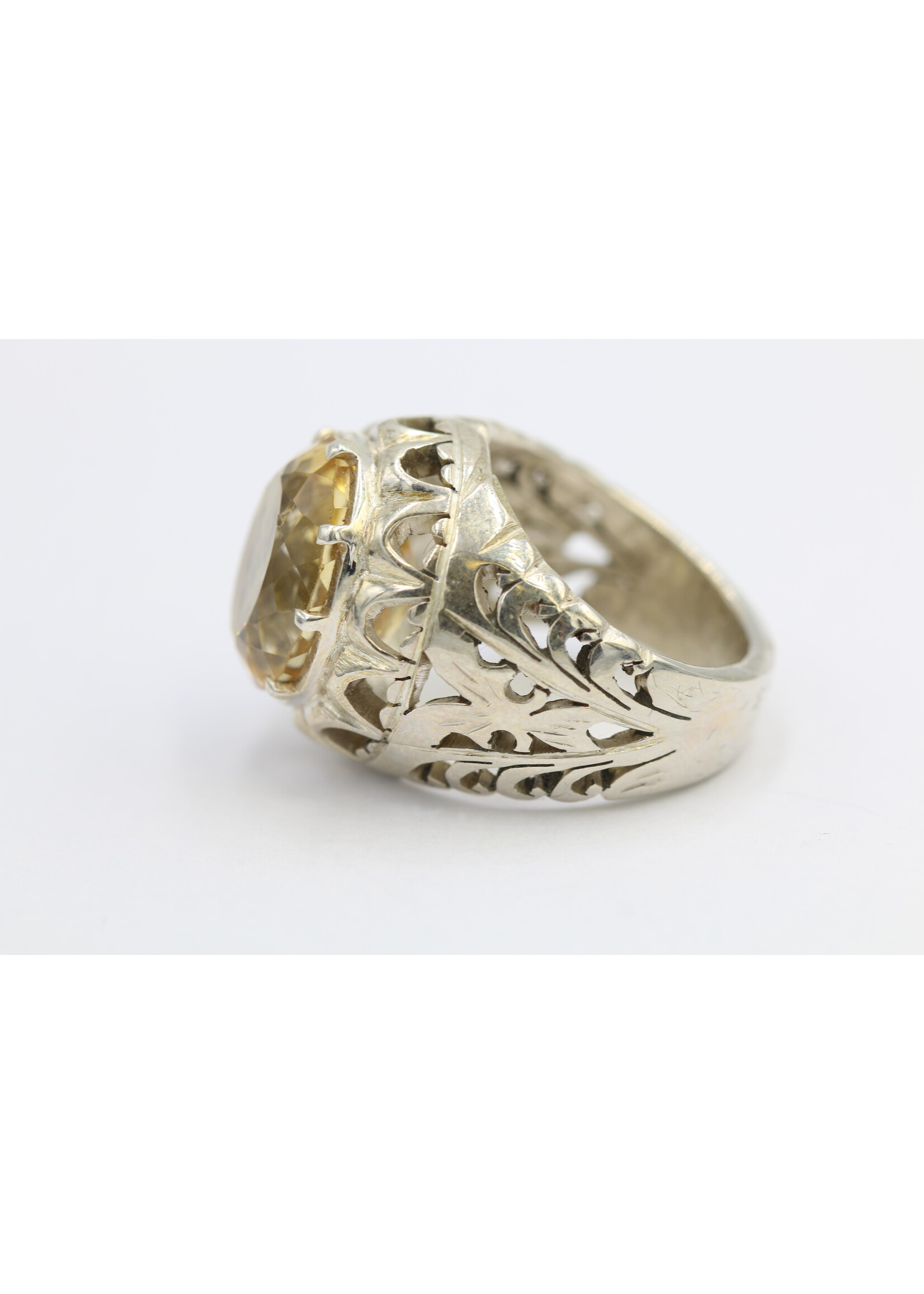 Bague en argent 925 sertie de Citrine naturelle