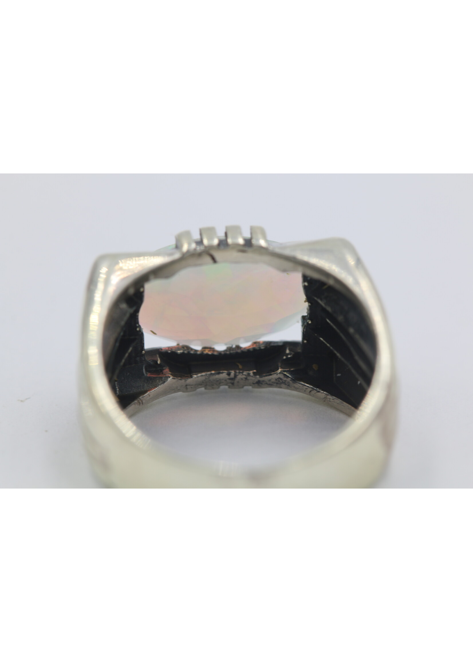Anello in argento 925 con opale naturale