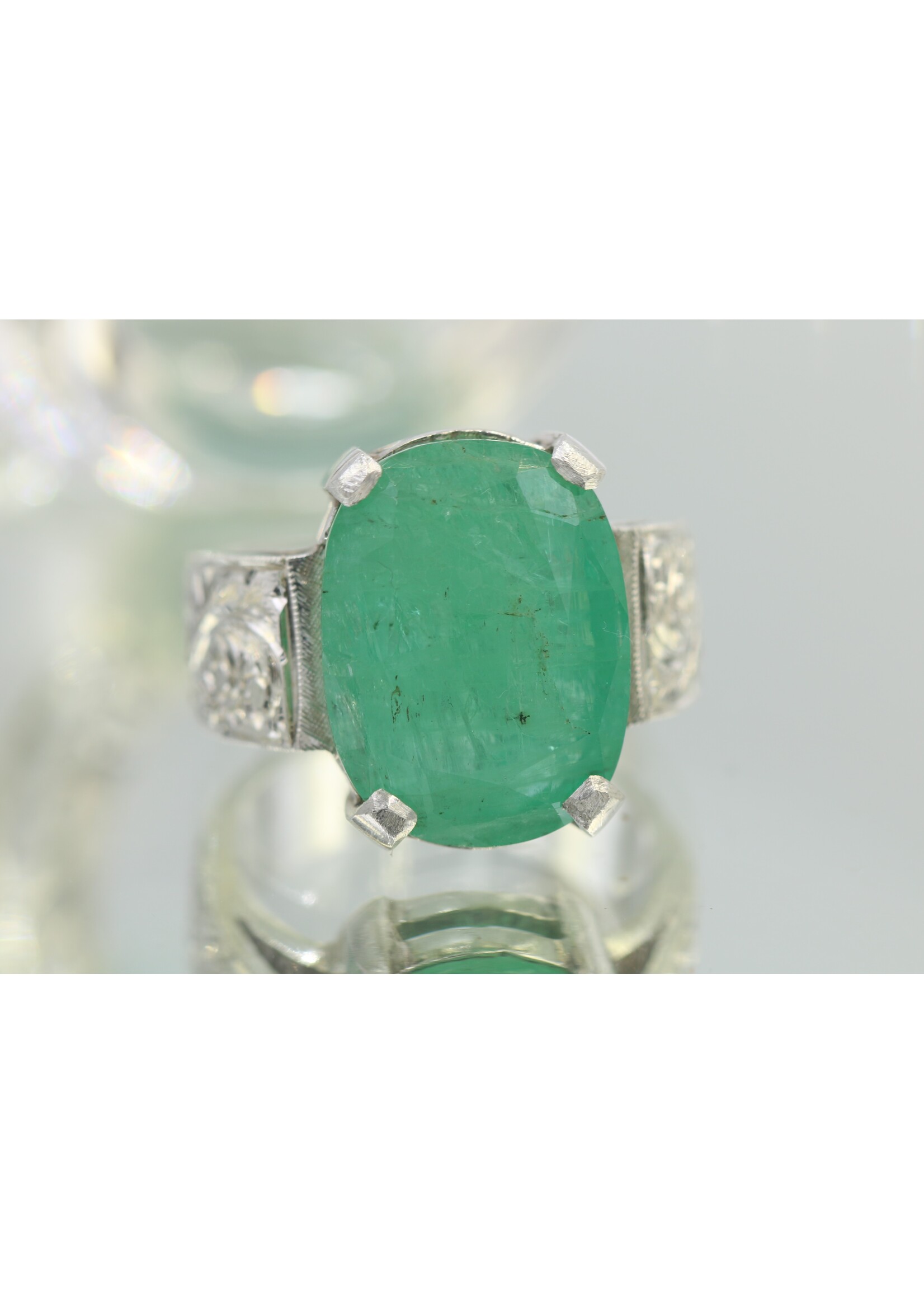925 zilver ring bezet met natuurlijke smaragd