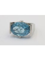 Ring with Blue Topaz