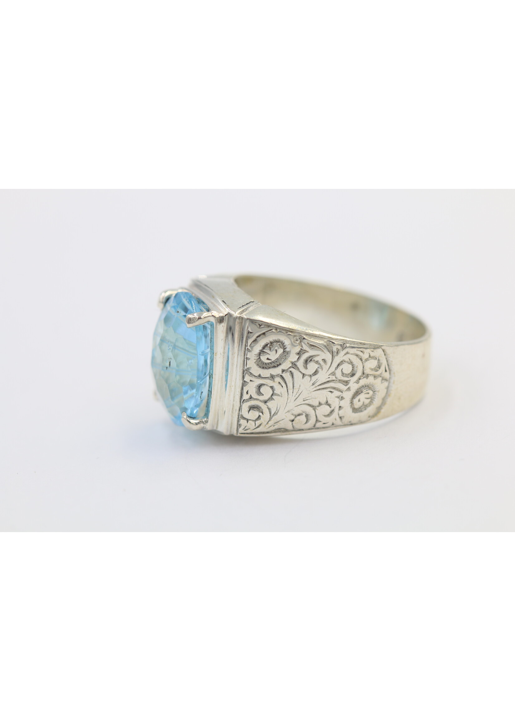 Anello in argento 925 con topazio naturale
