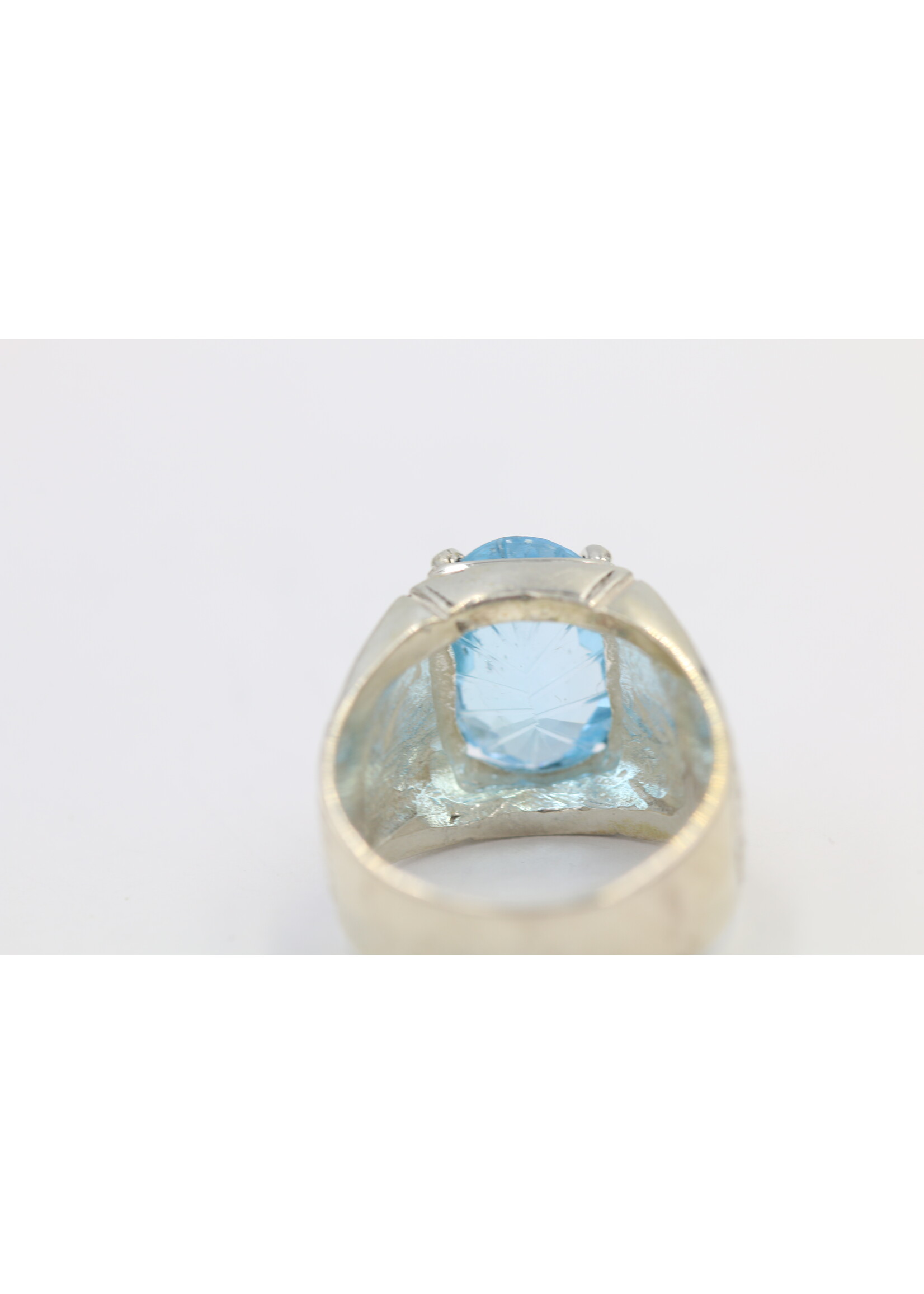 Anello in argento 925 con topazio naturale