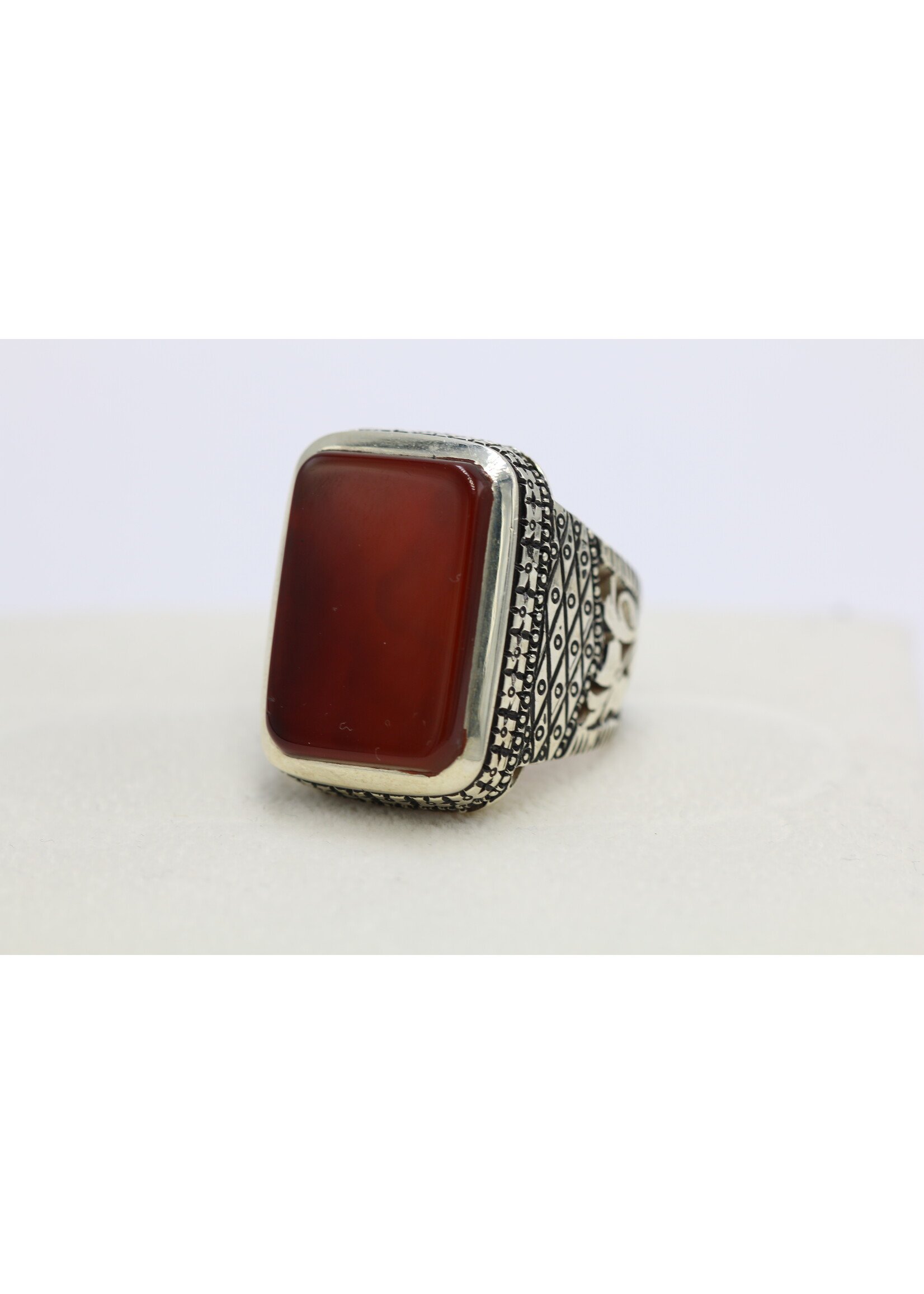 Bague en argent 925 sertie de cornaline naturelle