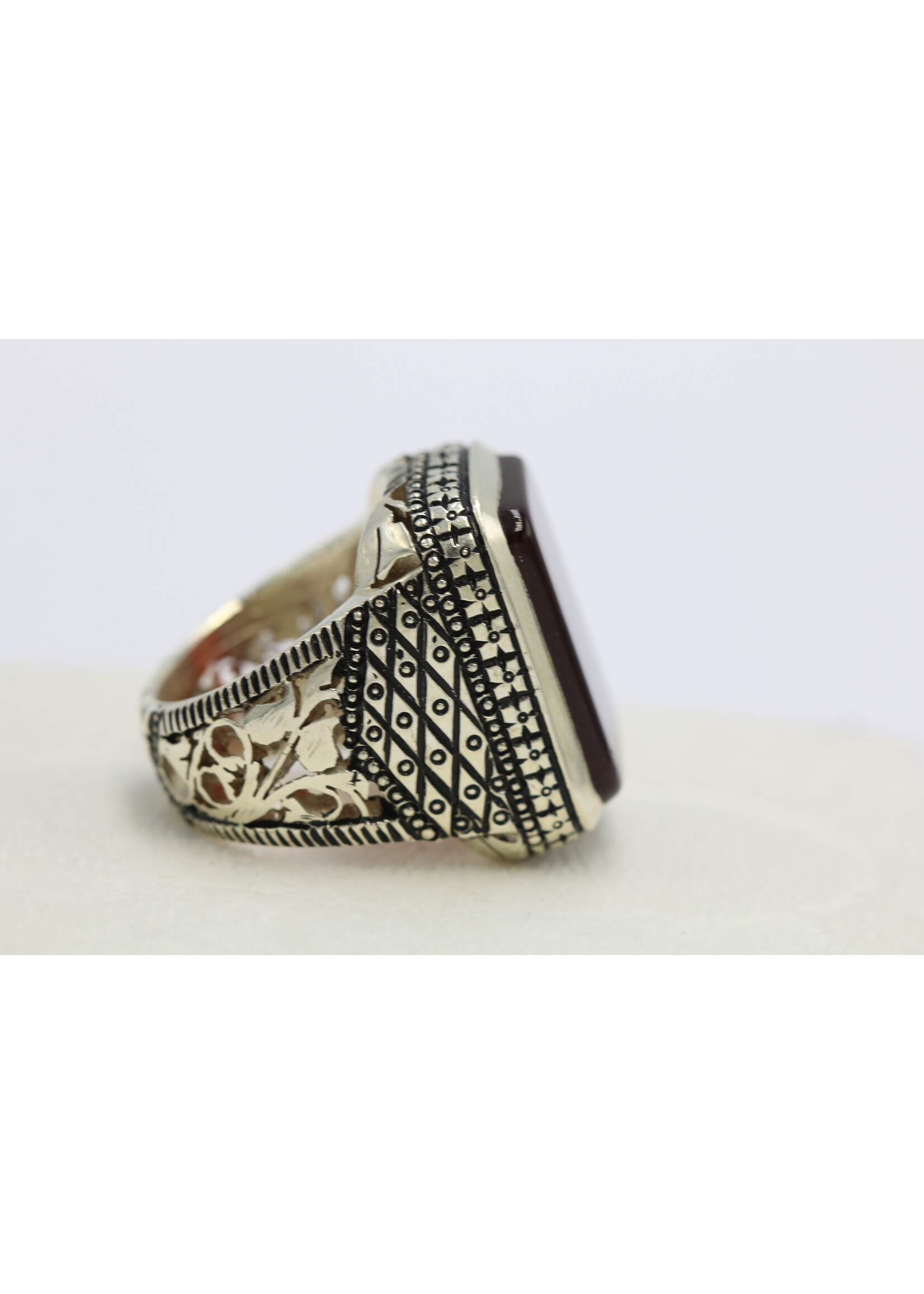 925 zilver ring bezet met natuurlijke Carneool