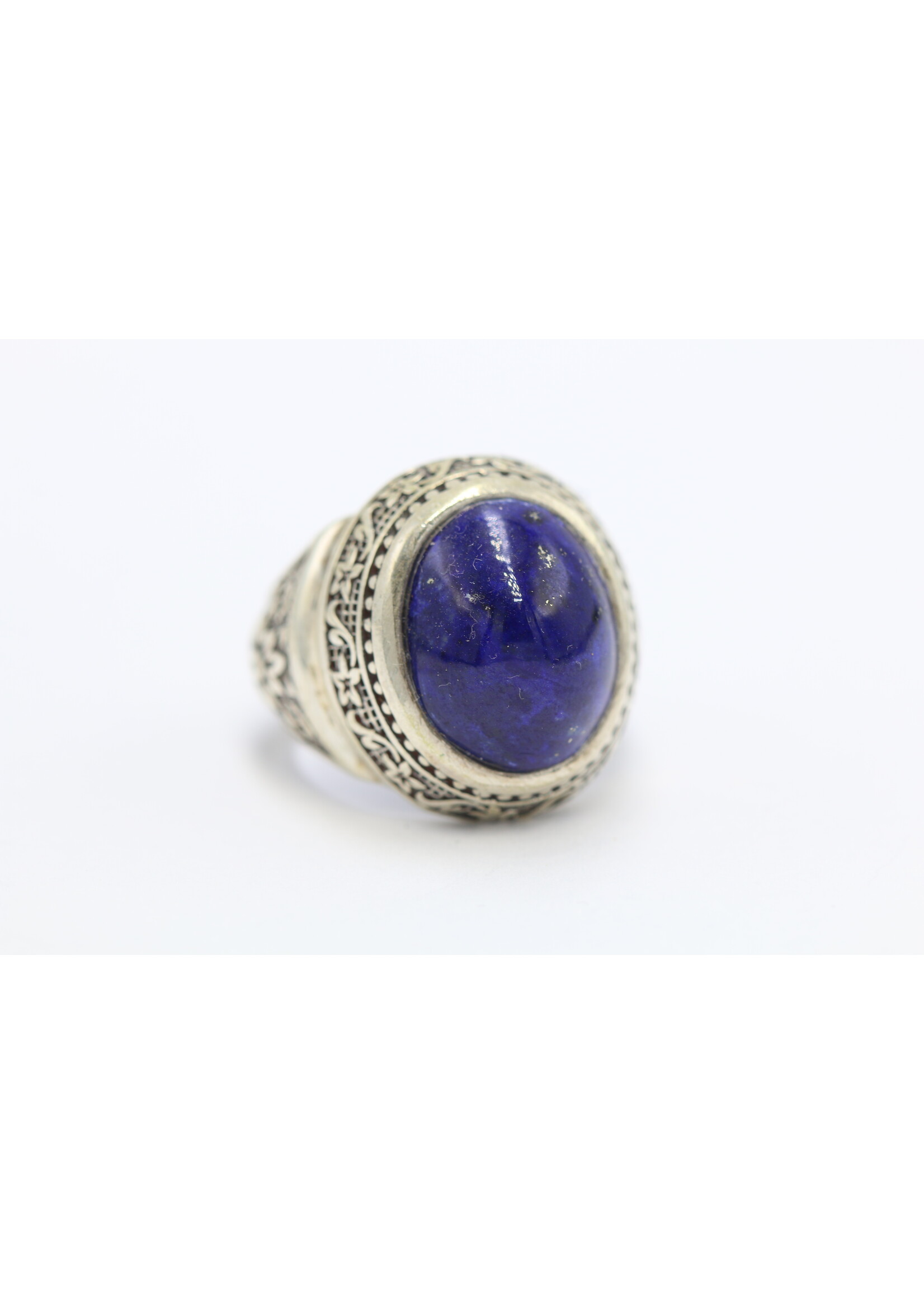 Bague en argent 925 sertie de Lapis lazuli naturel