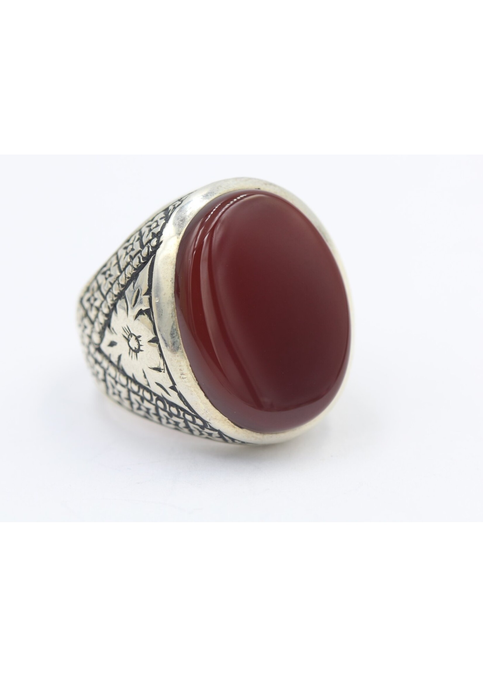 Bague en argent 925 sertie de cornaline naturelle