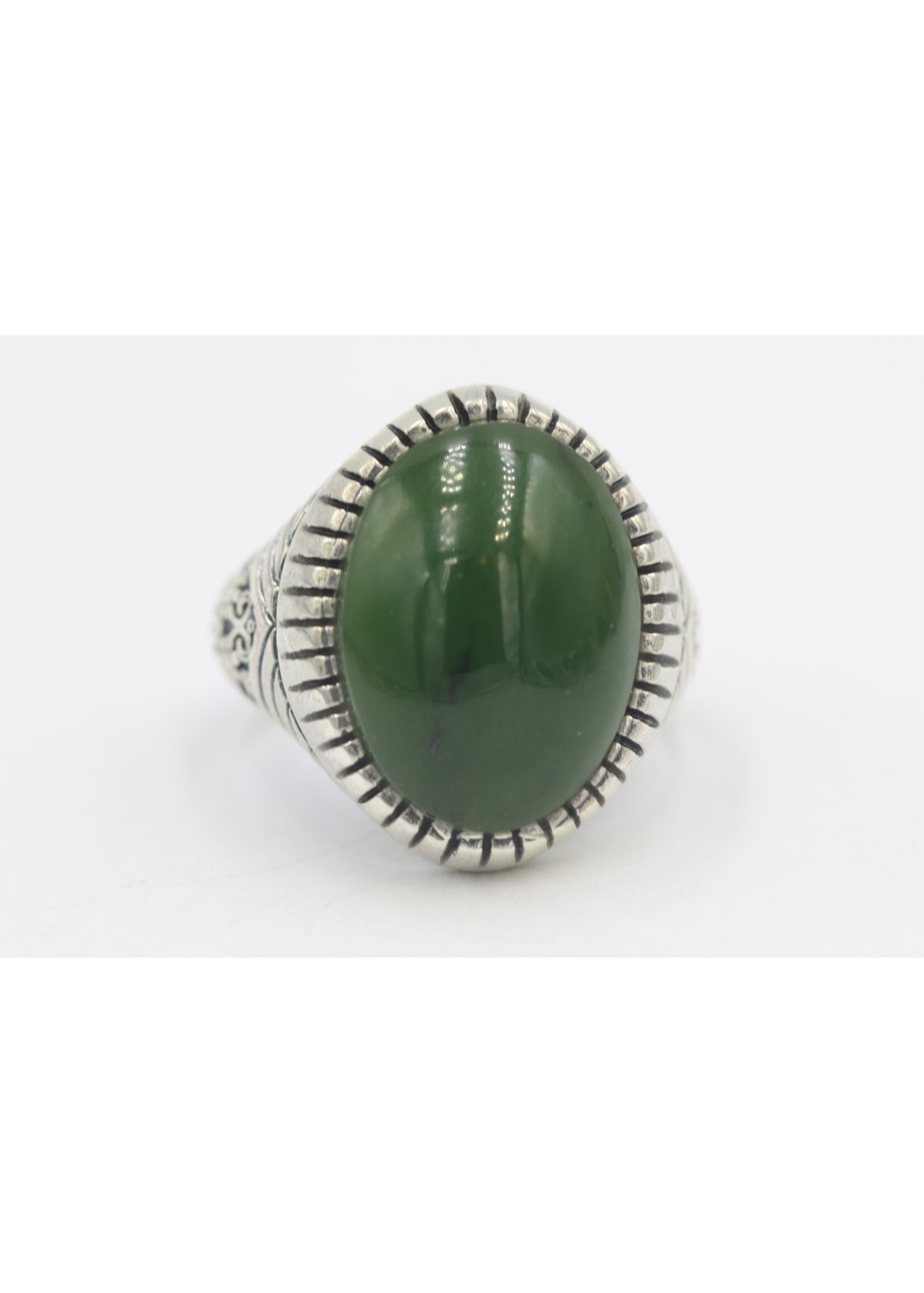 Bague en argent 925 sertie de Jade naturel
