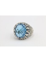 Ring with Topaz