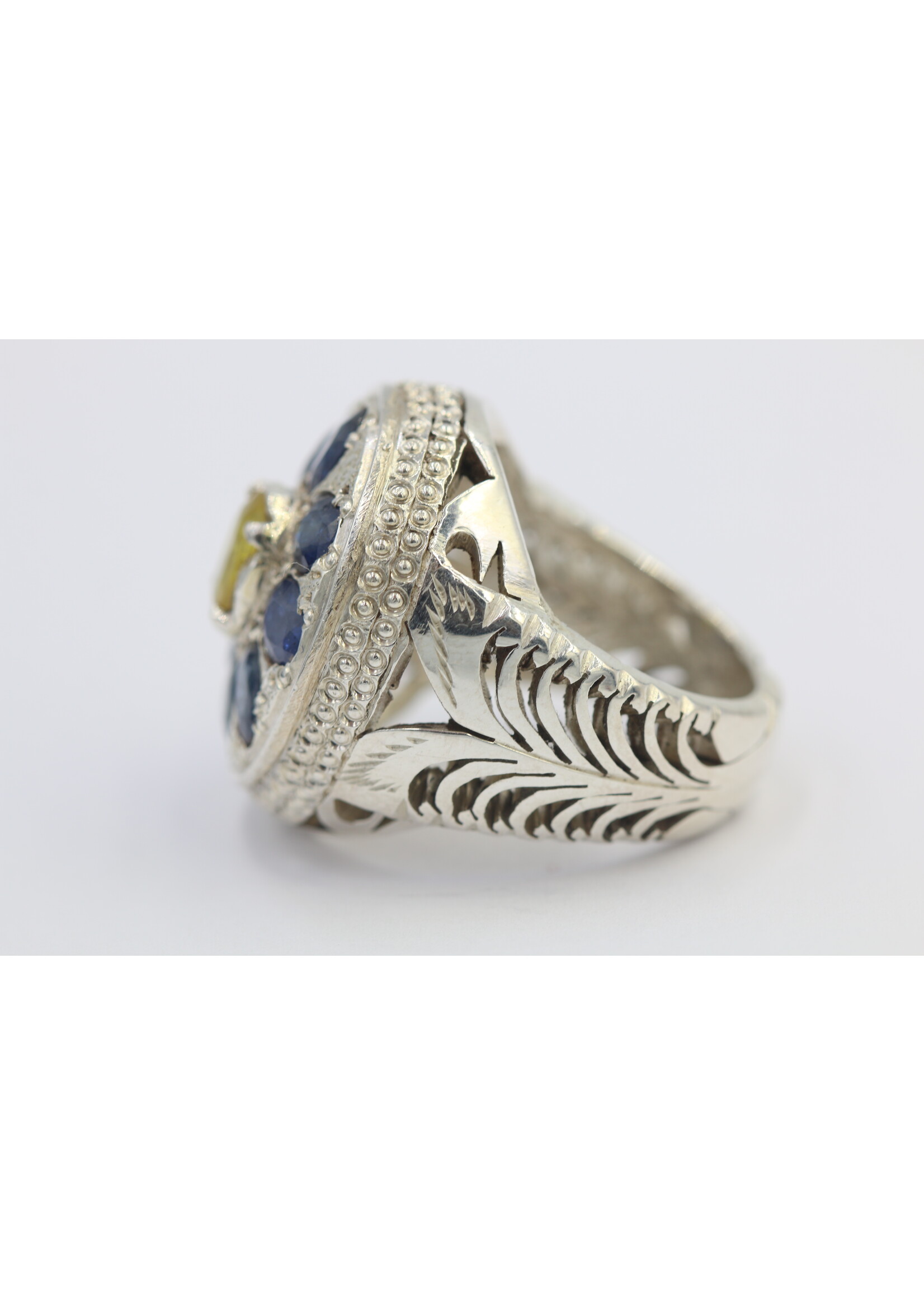 Anello in argento 925 con zaffiri naturali gialli e blu