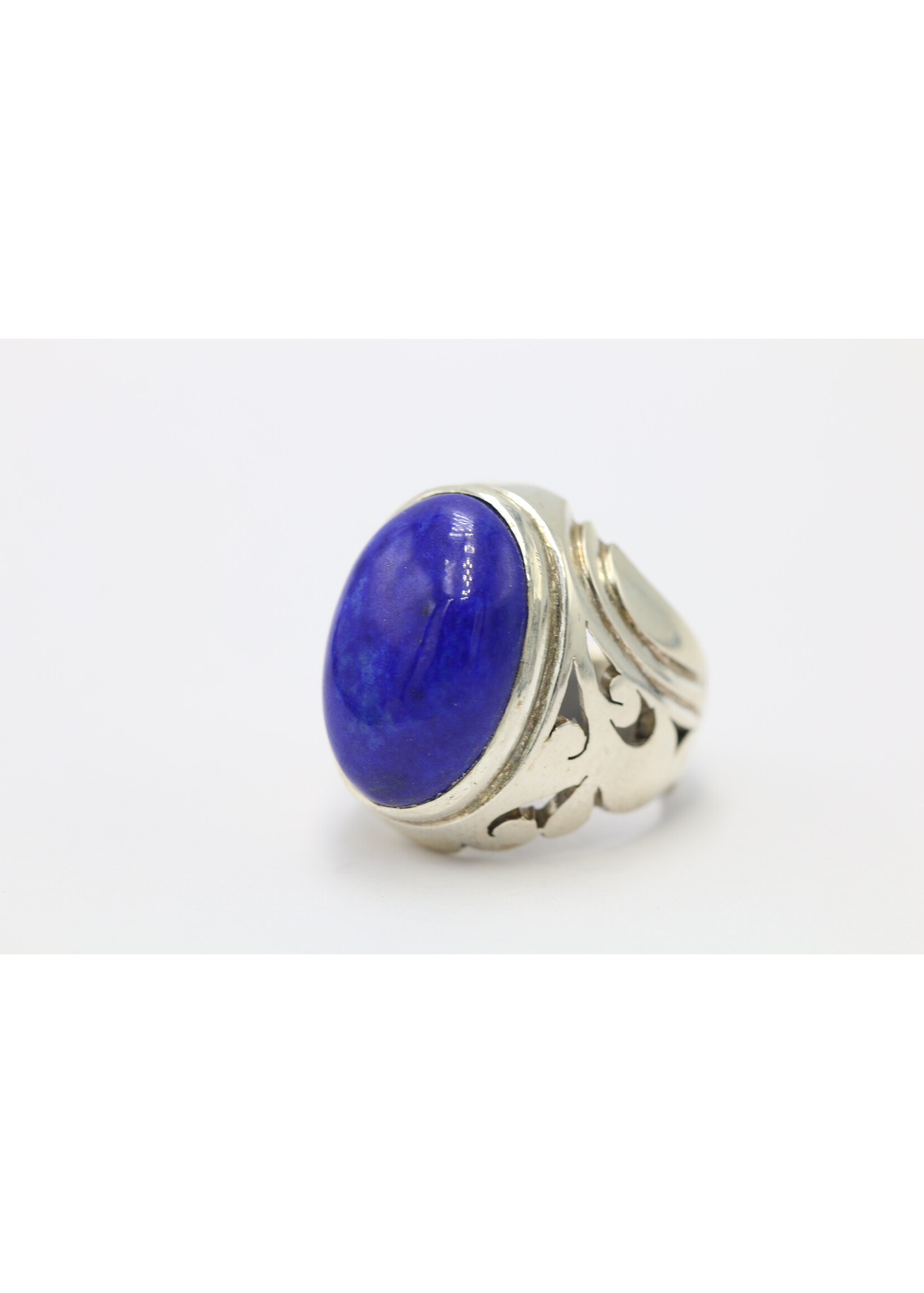 Bague en argent 925 sertie de Lapis lazuli naturel