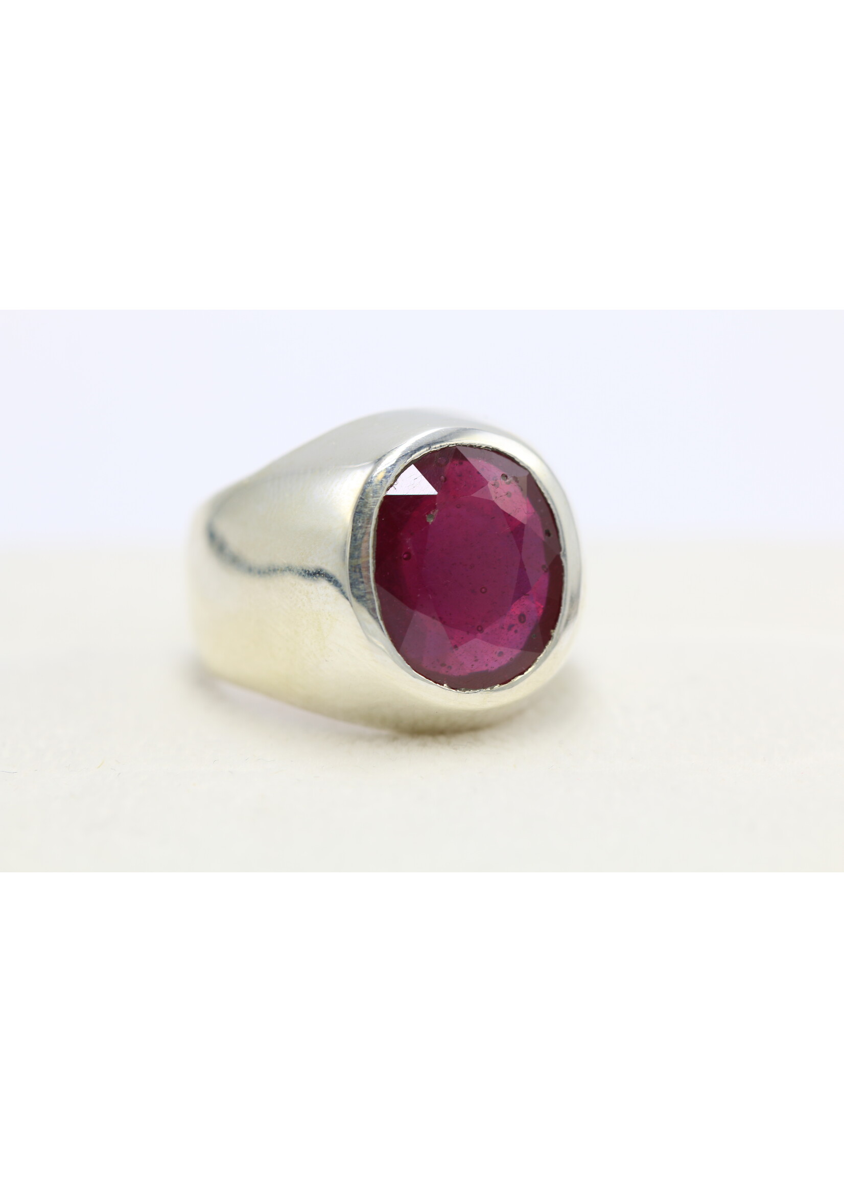 Anello in argento 925 con rubino naturale