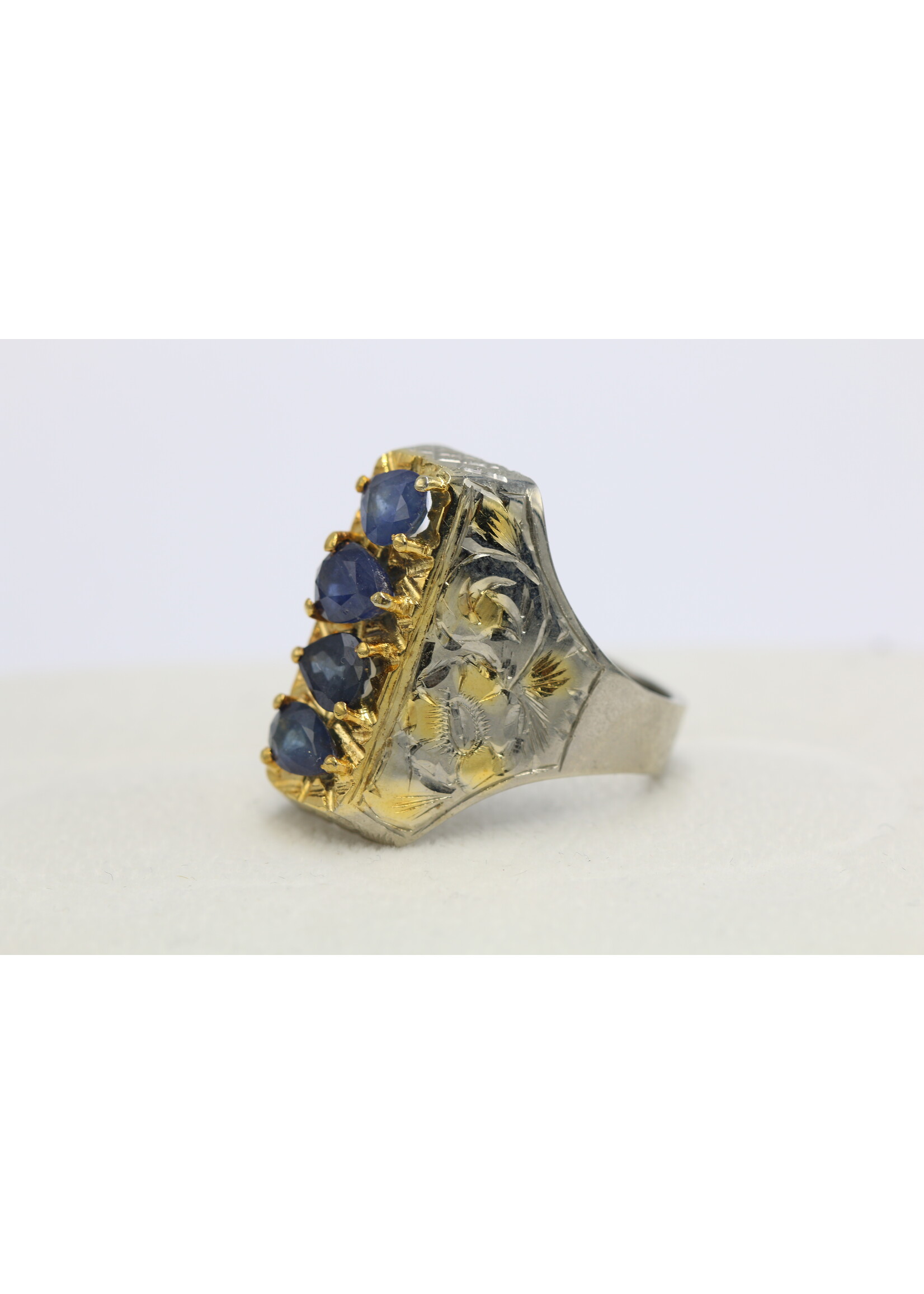 Bague en argent 925 sertie de saphirs naturels