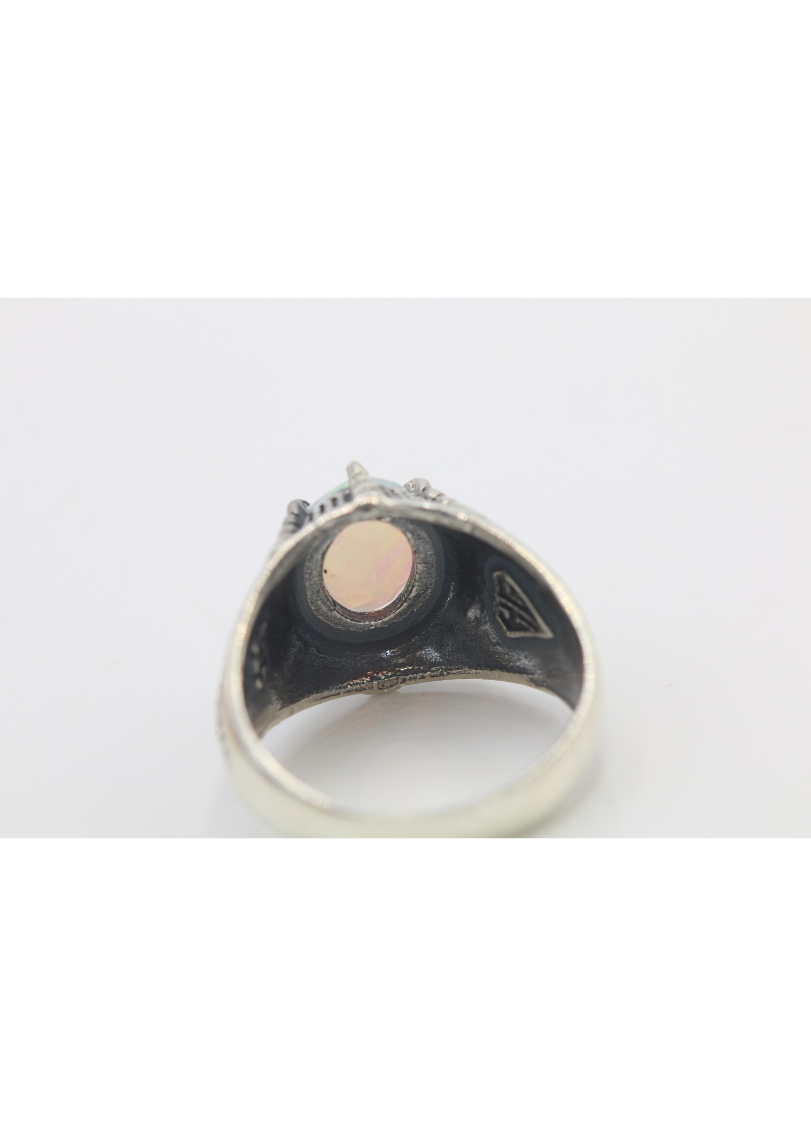 Bague en argent 925 sertie d'Opale naturelle