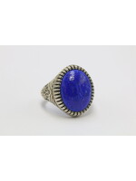 Ring with Lapis lazuli
