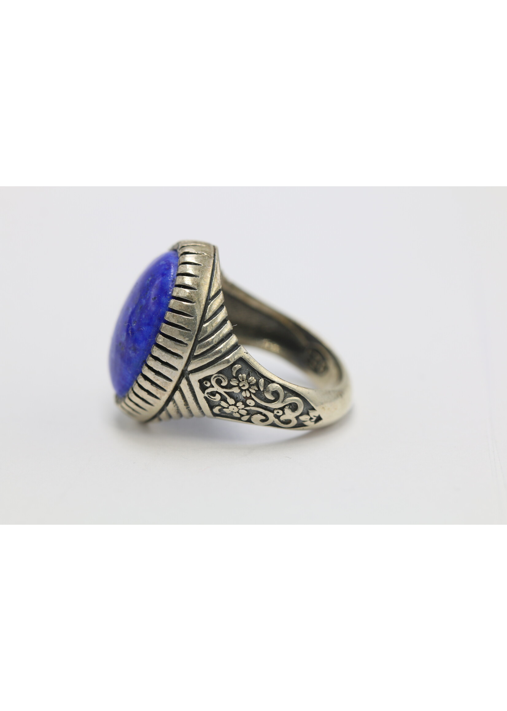 925 zilver ring bezet met natuurlijke Lapis lazuli