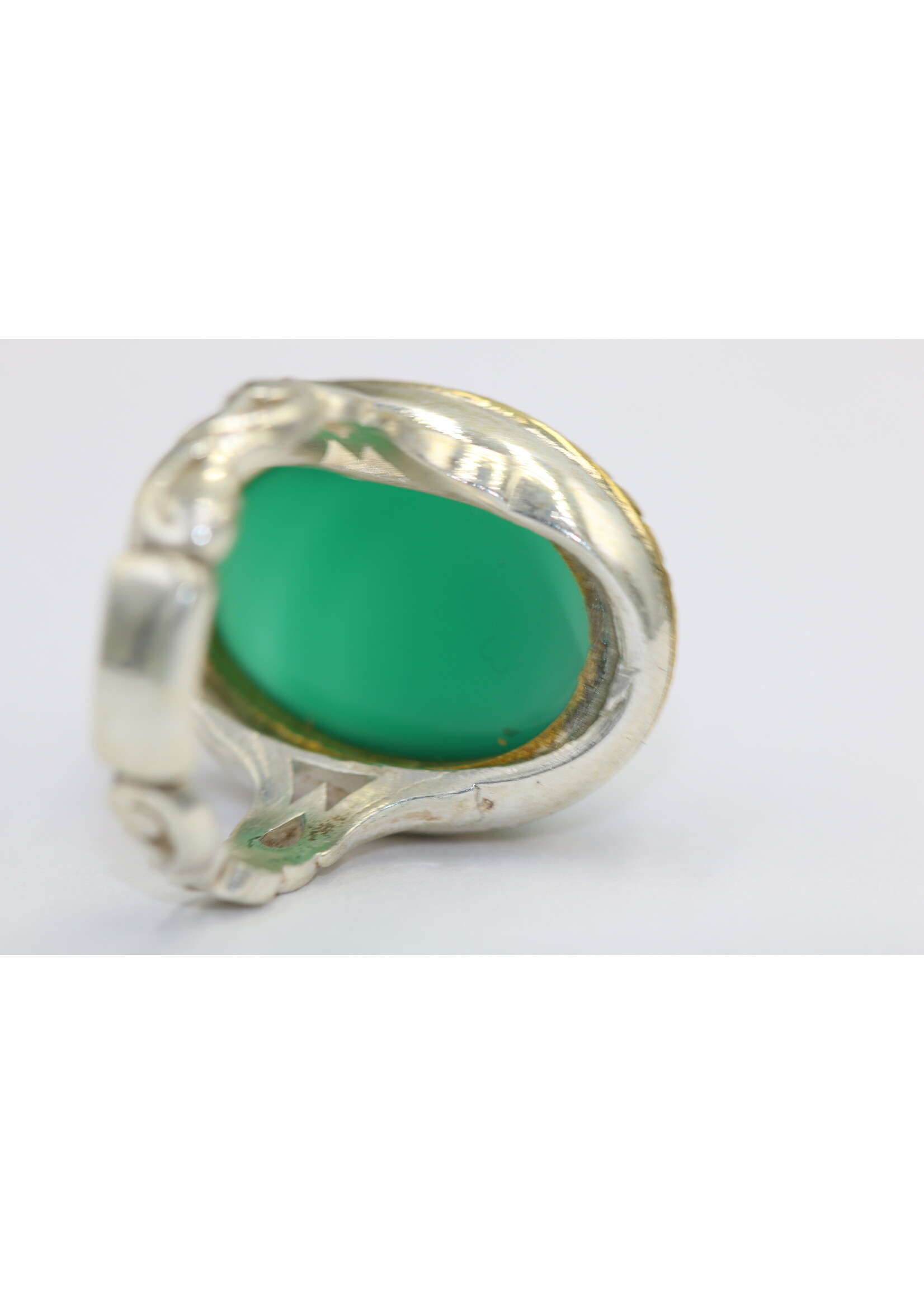 Bague en argent 925 sertie de cornaline verte naturelle