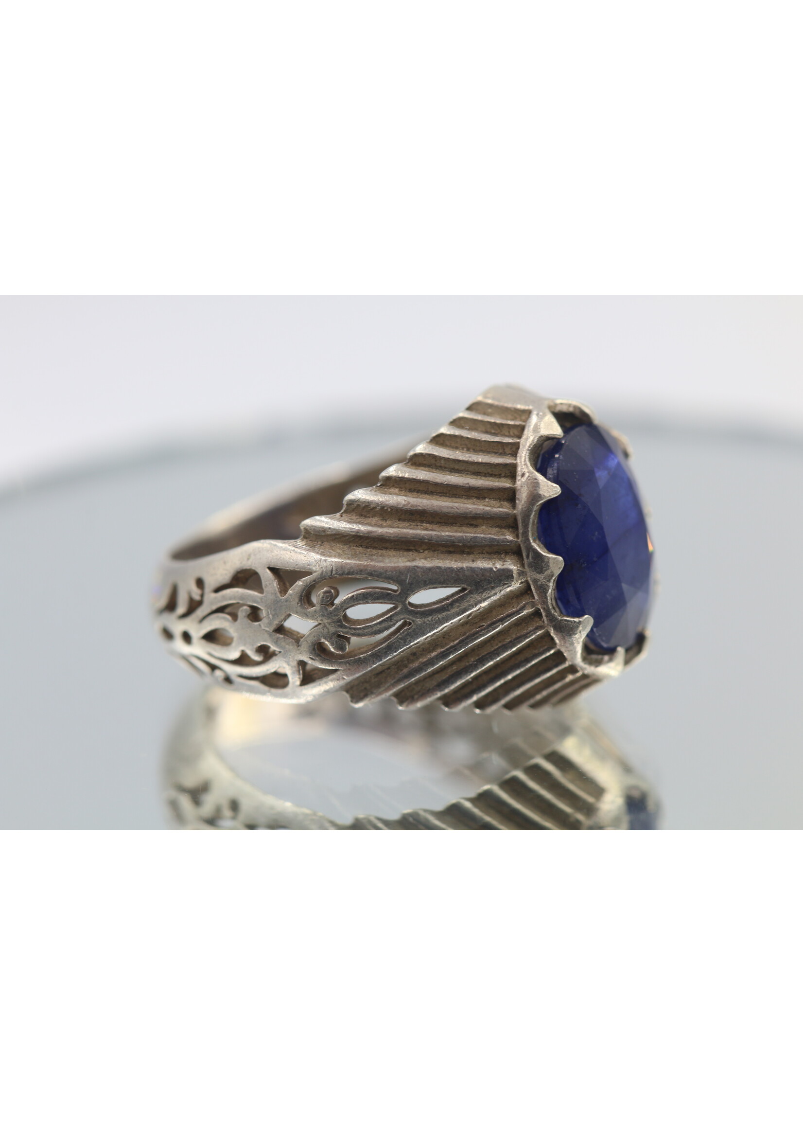 925 zilver ring bezet met natuurlijke Saffier