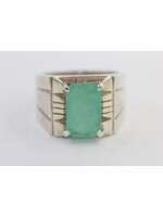 Bague avec émeraude