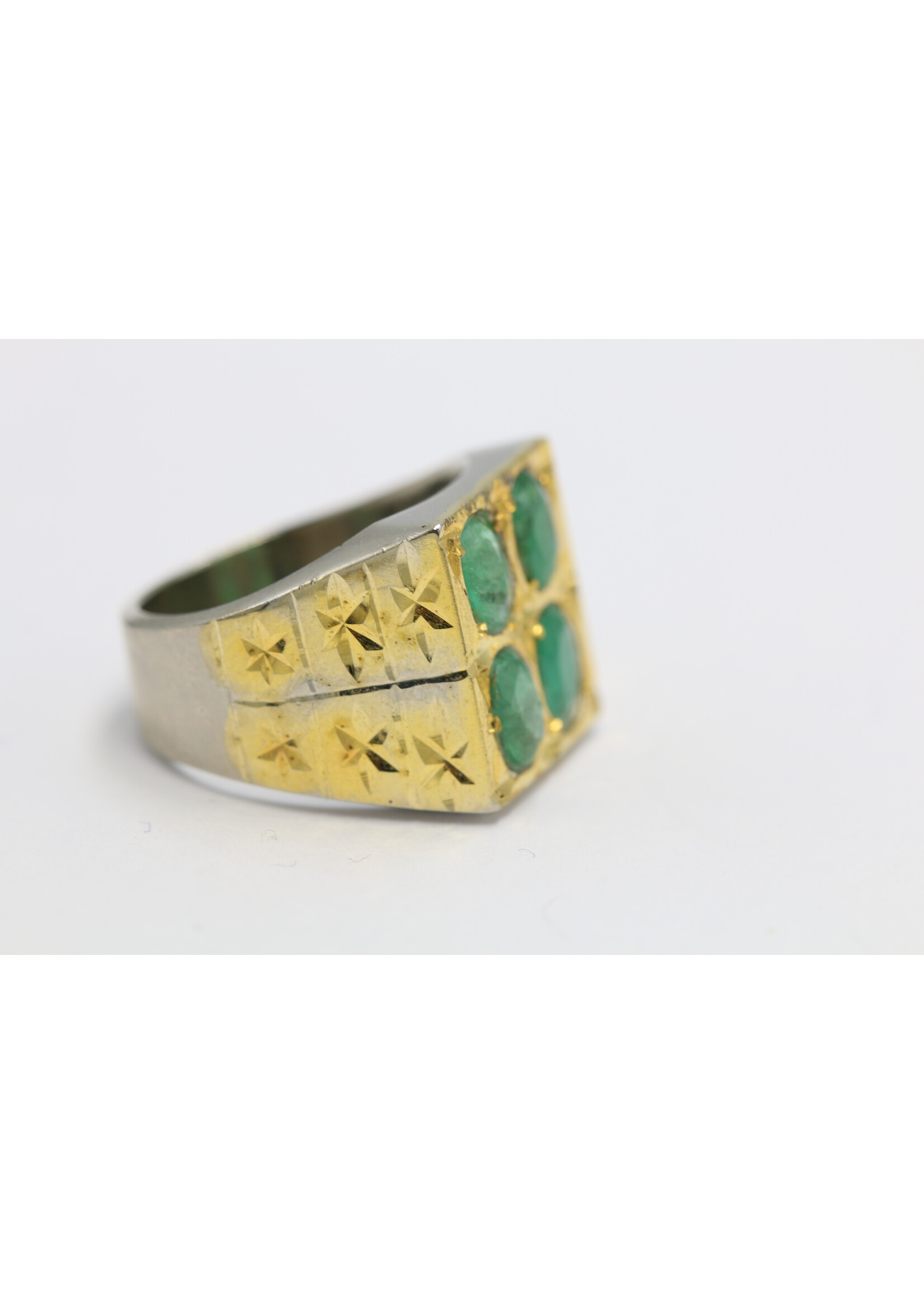 Bague en argent 925 sertie d'émeraudes naturelles