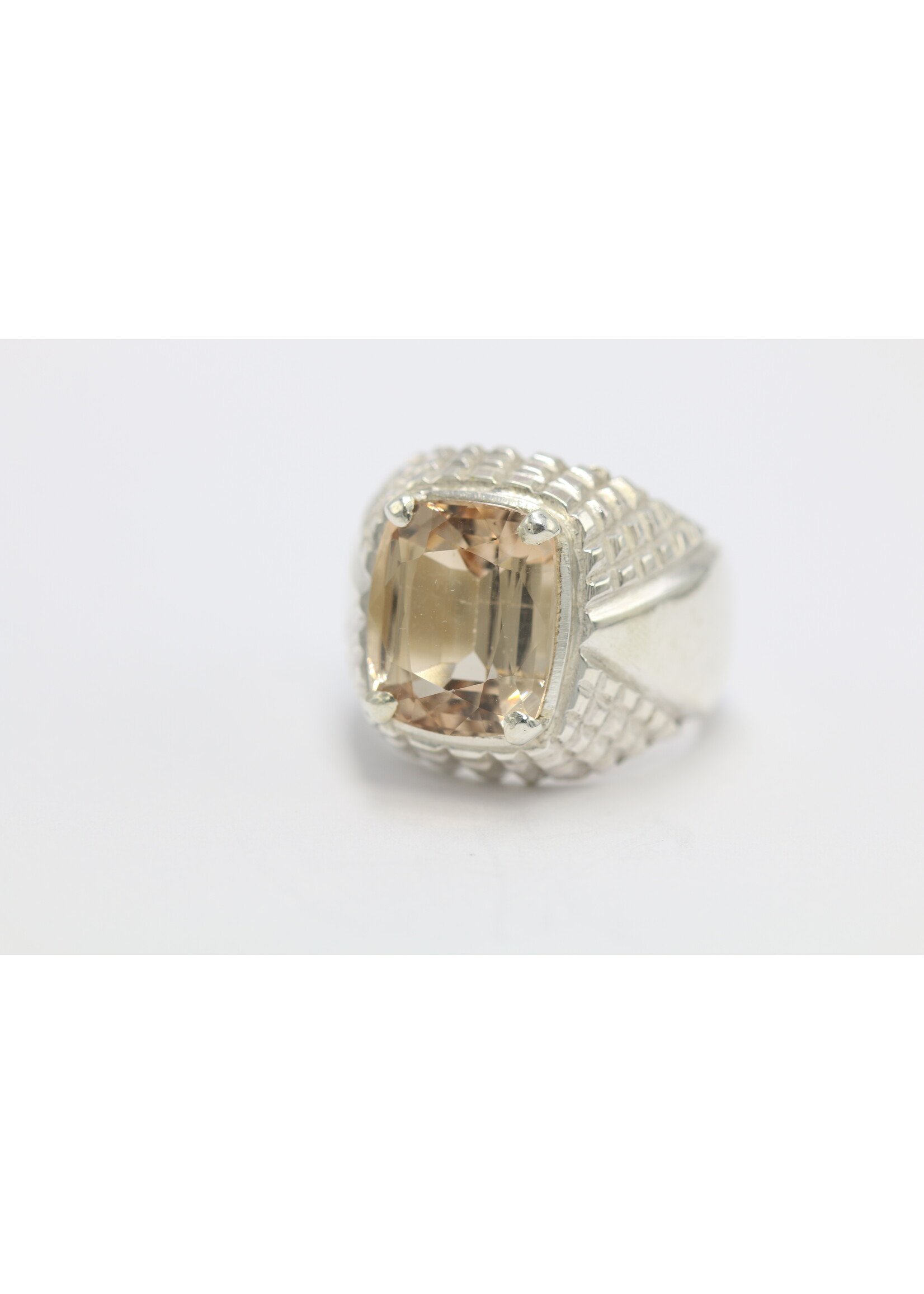 Anello in argento 925 con topazio champagne naturale