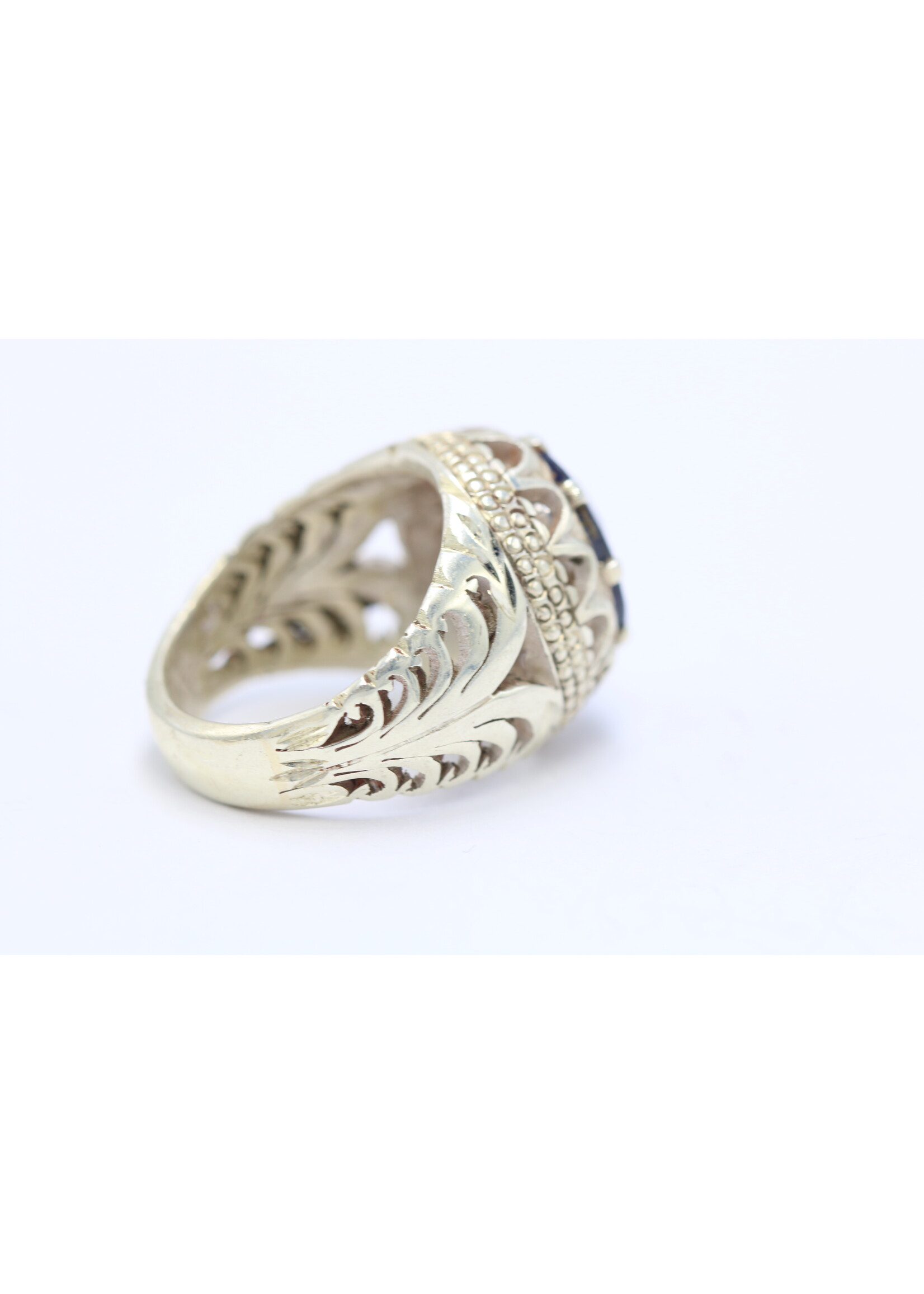 925 zilver ring bezet met natuurlijke Saffier