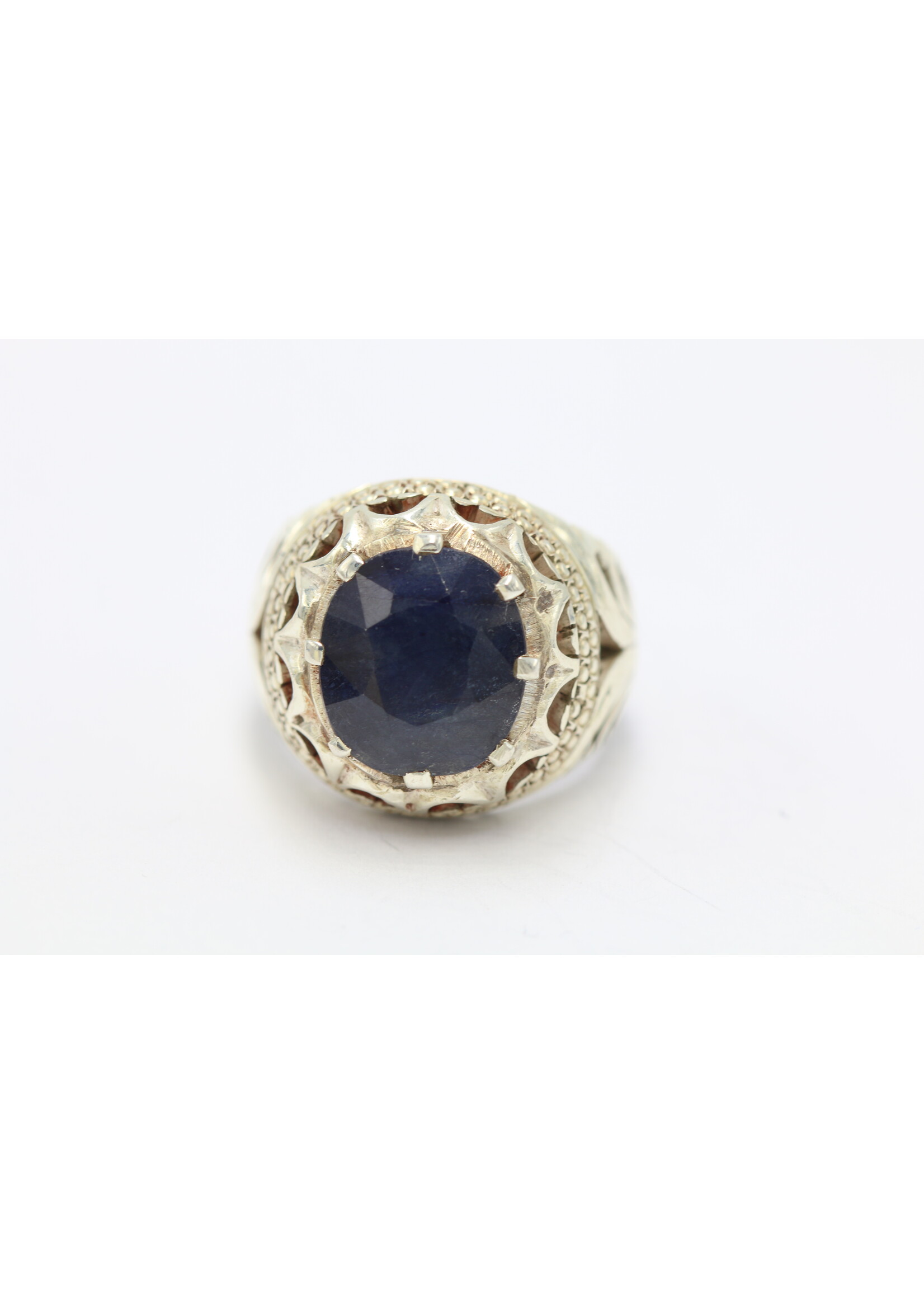 925 zilver ring bezet met natuurlijke Saffier