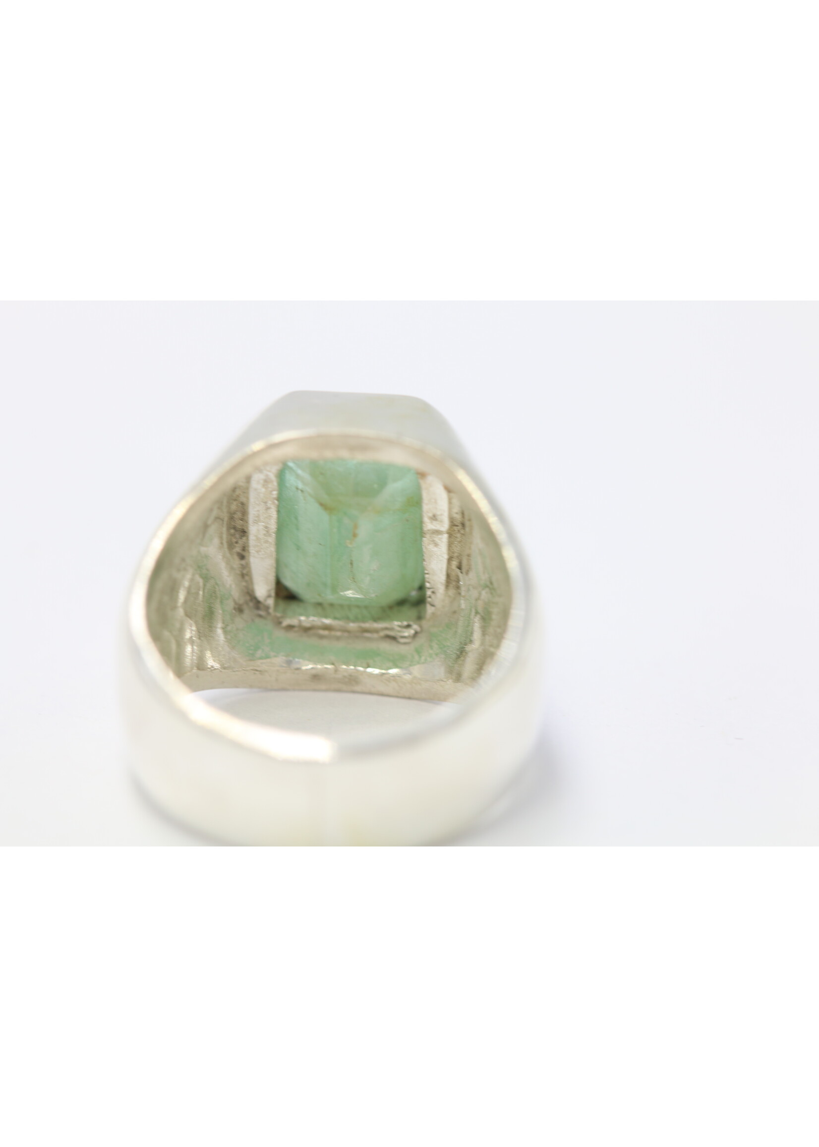 Anello in argento 925 con smeraldo naturale